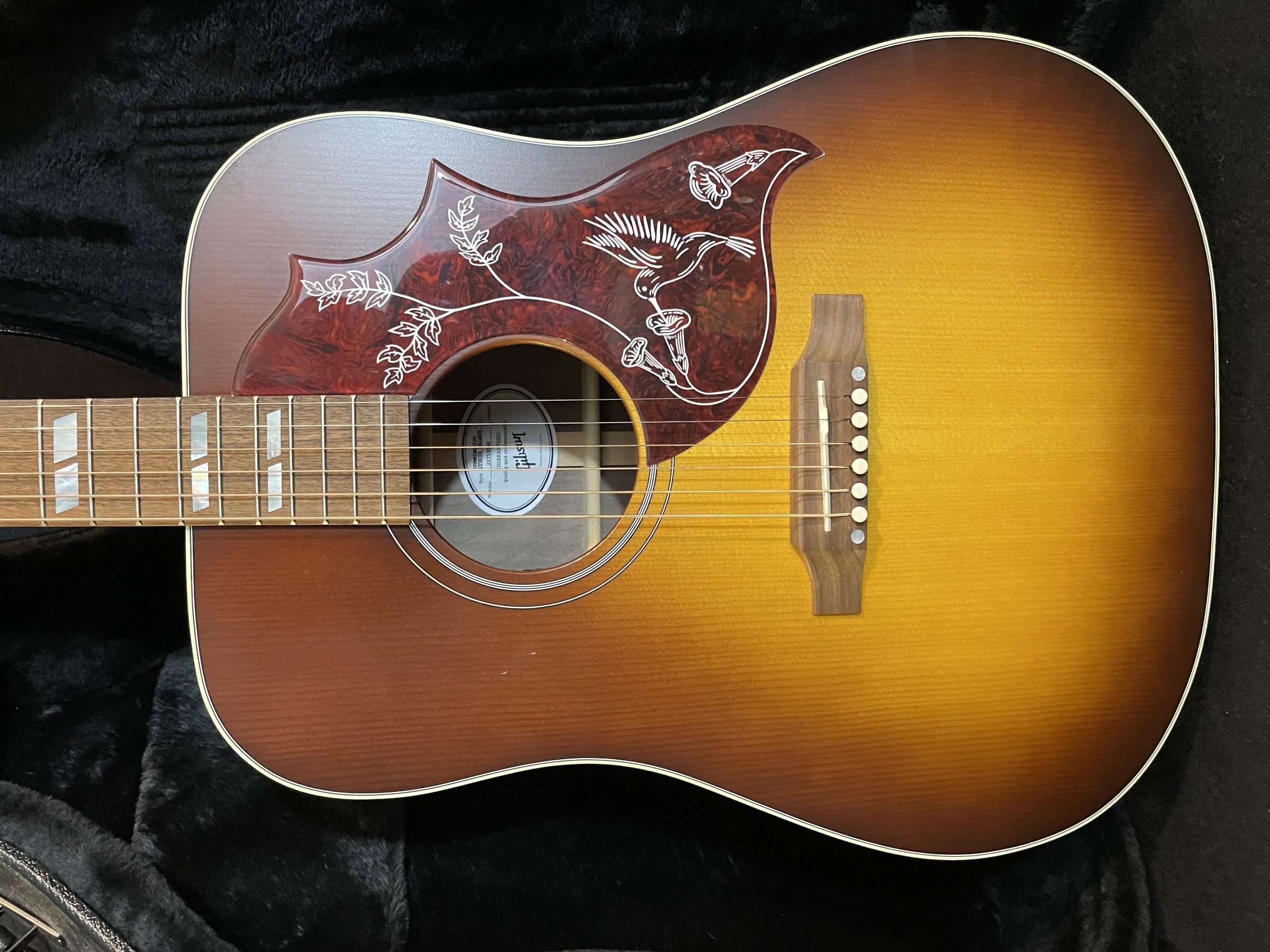2023_Gibson_Hummingbird_Studio