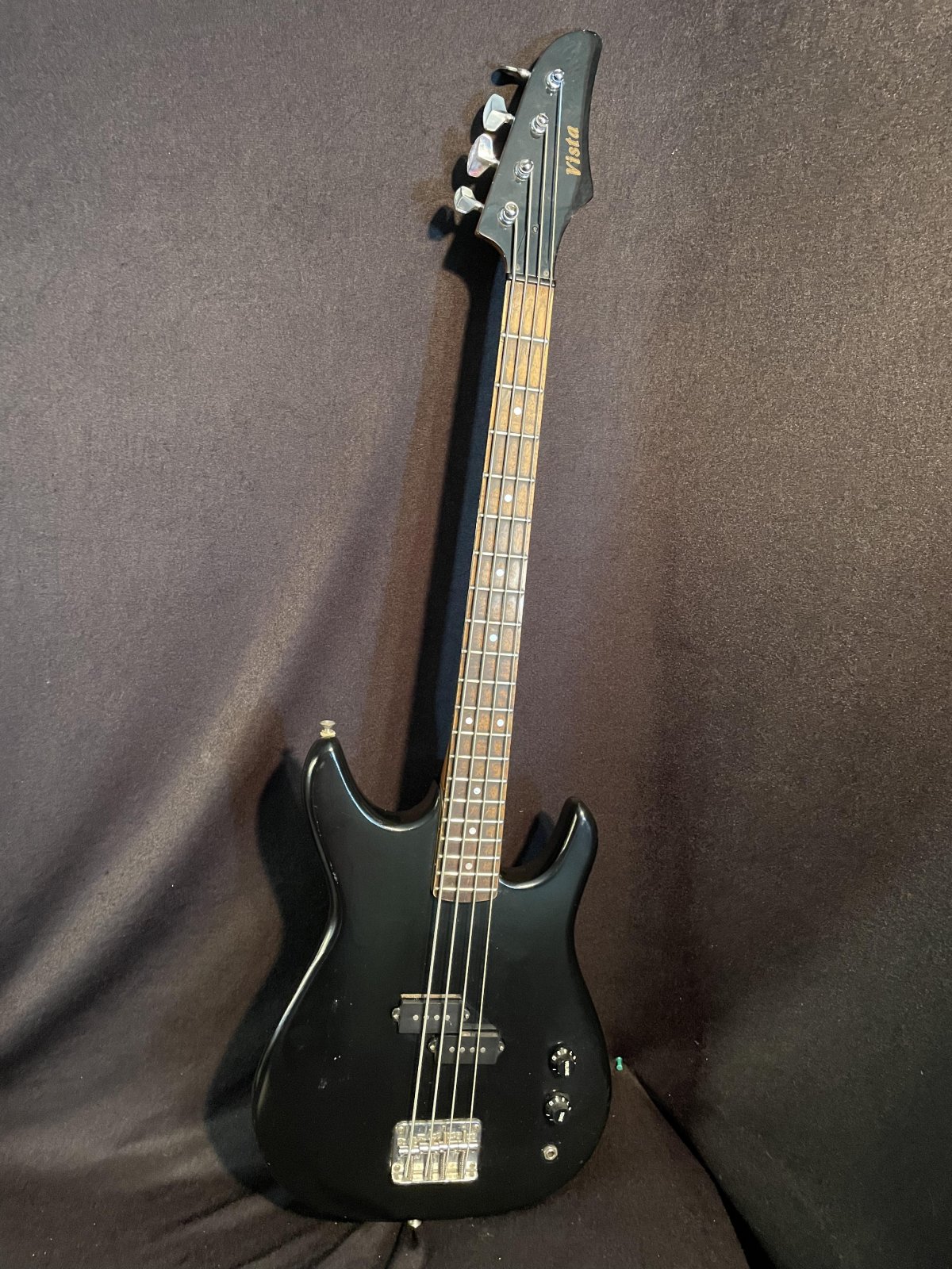USED Vista Bass
