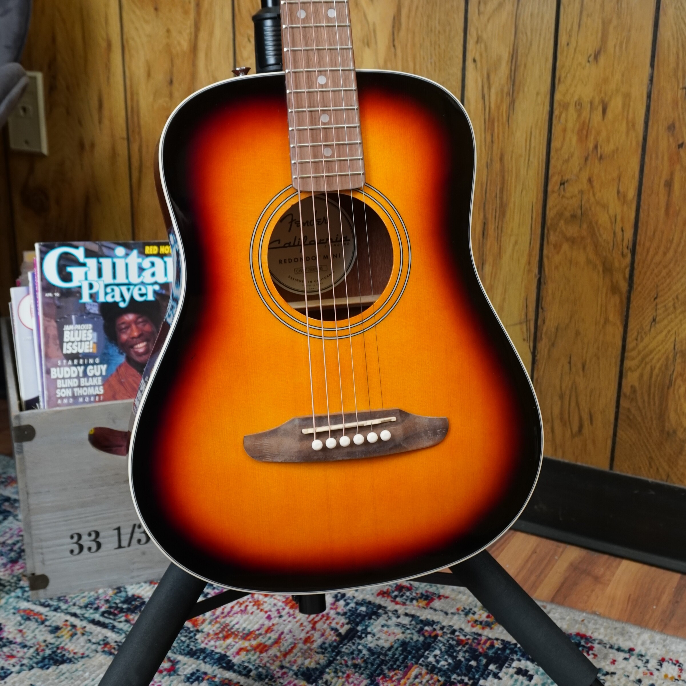 Fender California Standard Redondo Mini 3-Color Sunburst