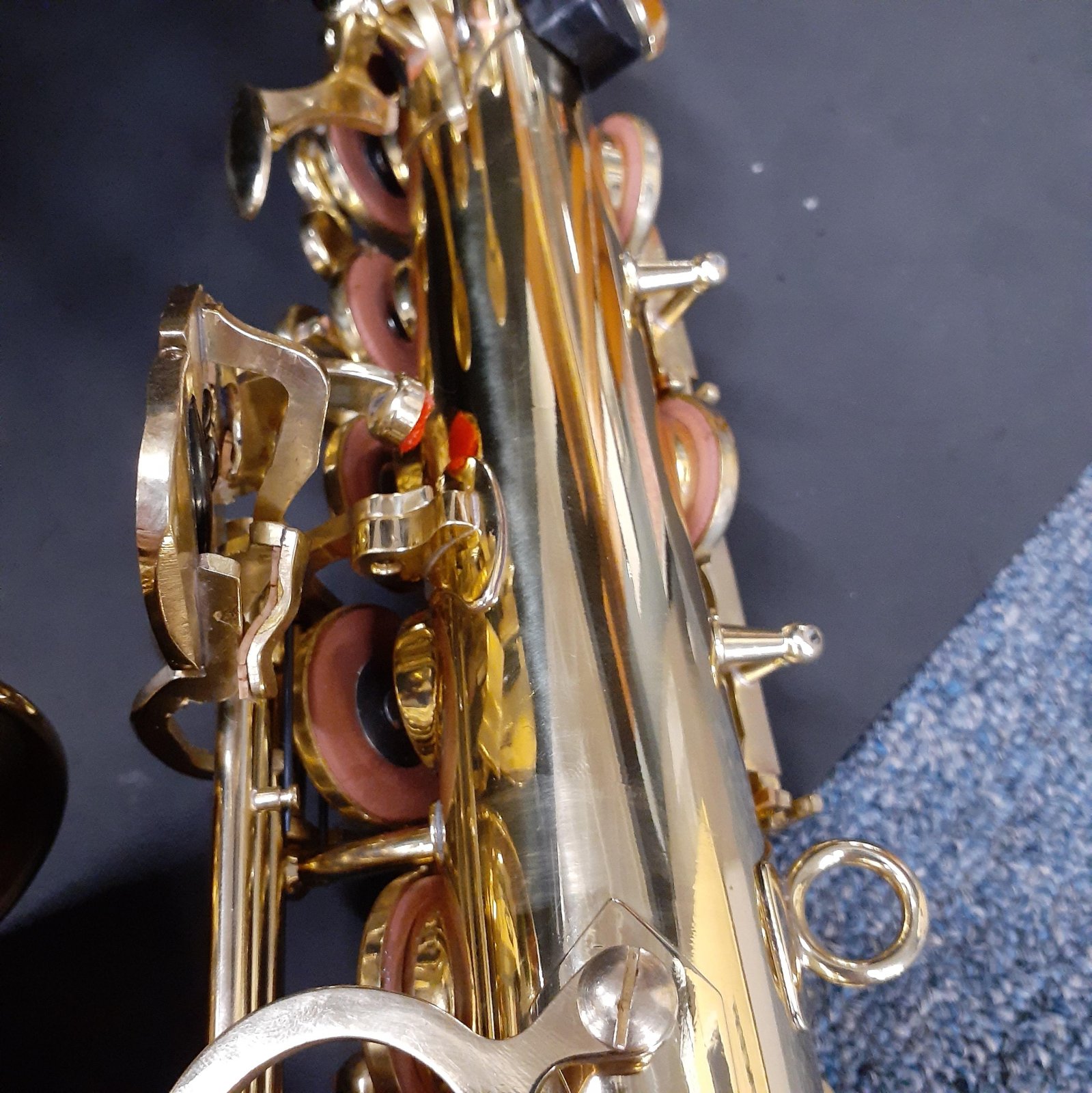 Mendini by Cecilio MAS-L Alto Saxophone w/ HSC - USED