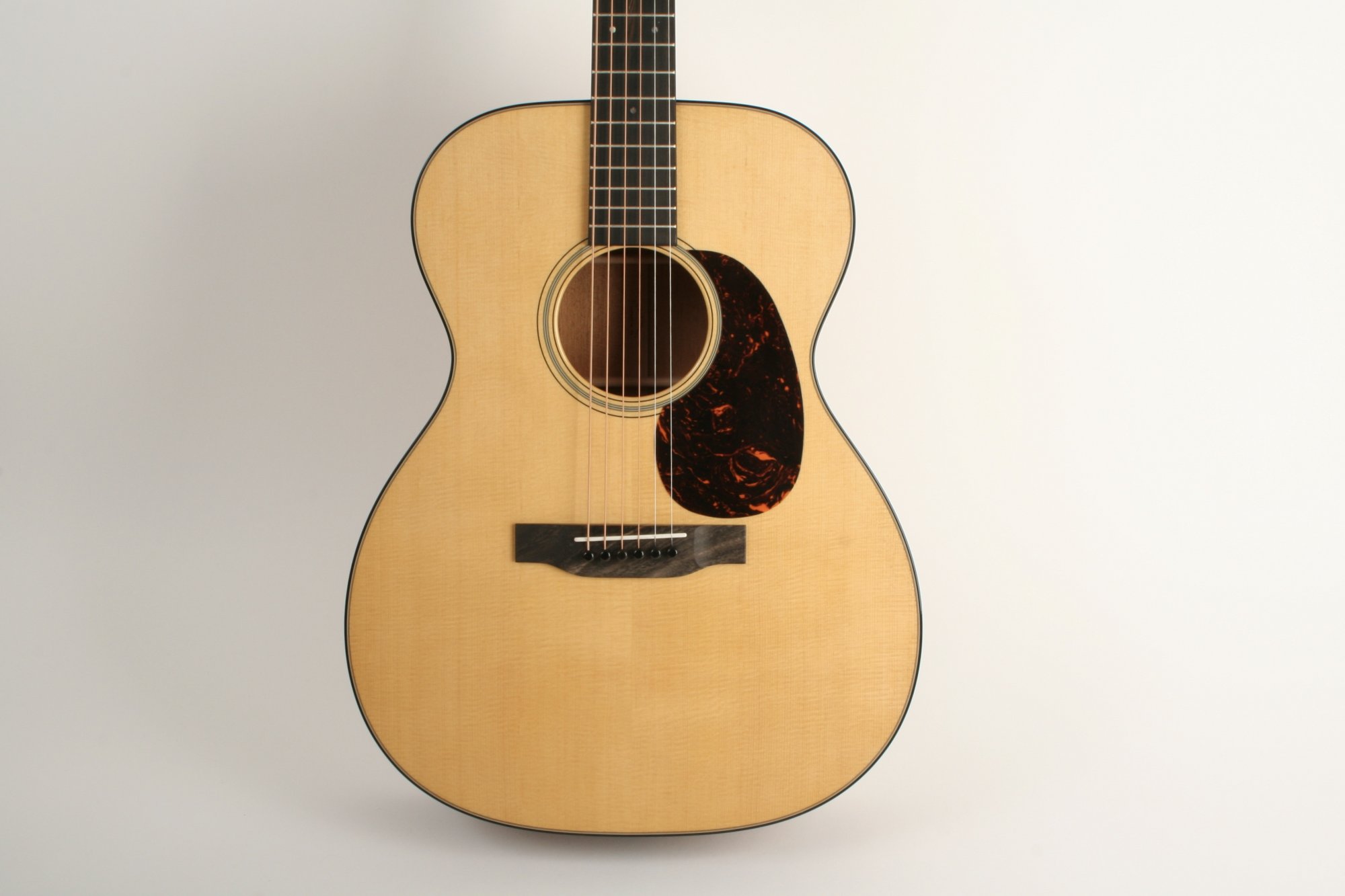 Martin ooo-18 Standard　美品 Martin 000-18 Standard Series 2025 Spec 2948927 - 729789683142