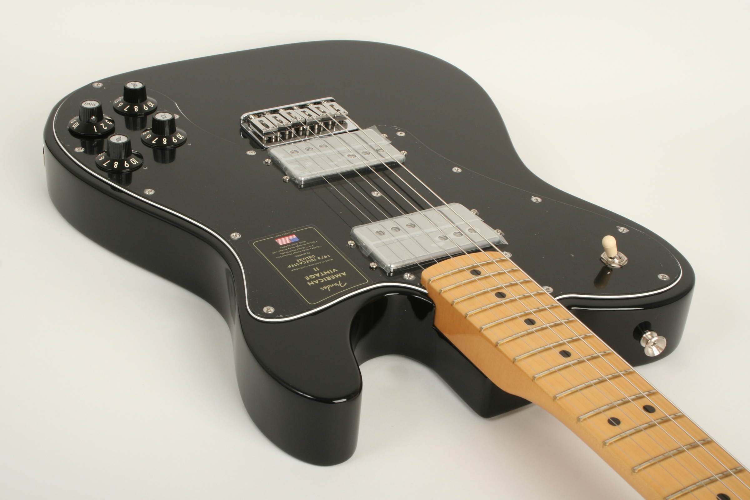 Fender American Vintage II 1975 Telecaster Deluxe Maple