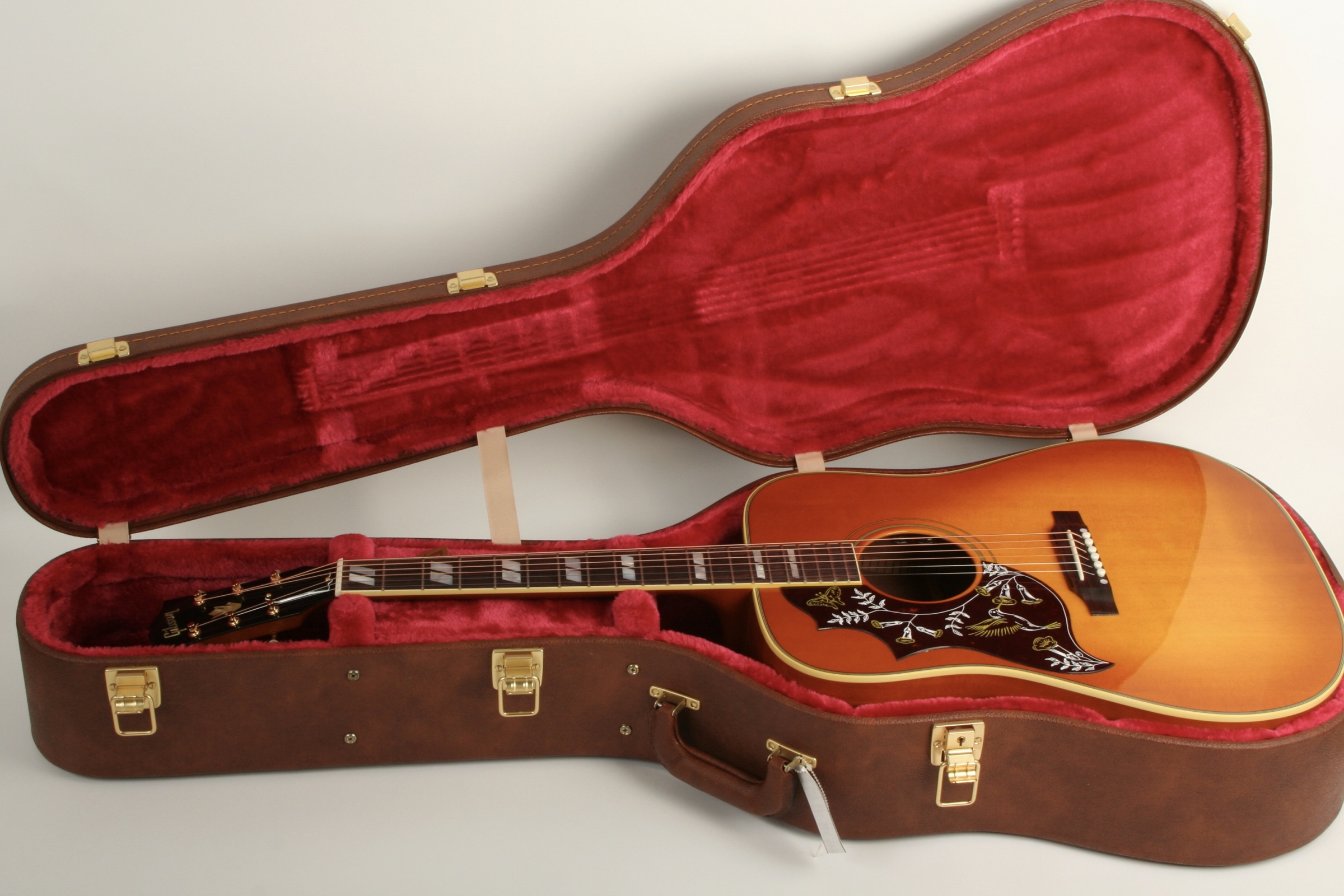 Gibson Hummingbird Original Left Handed Heritage Cherry Sunburst
