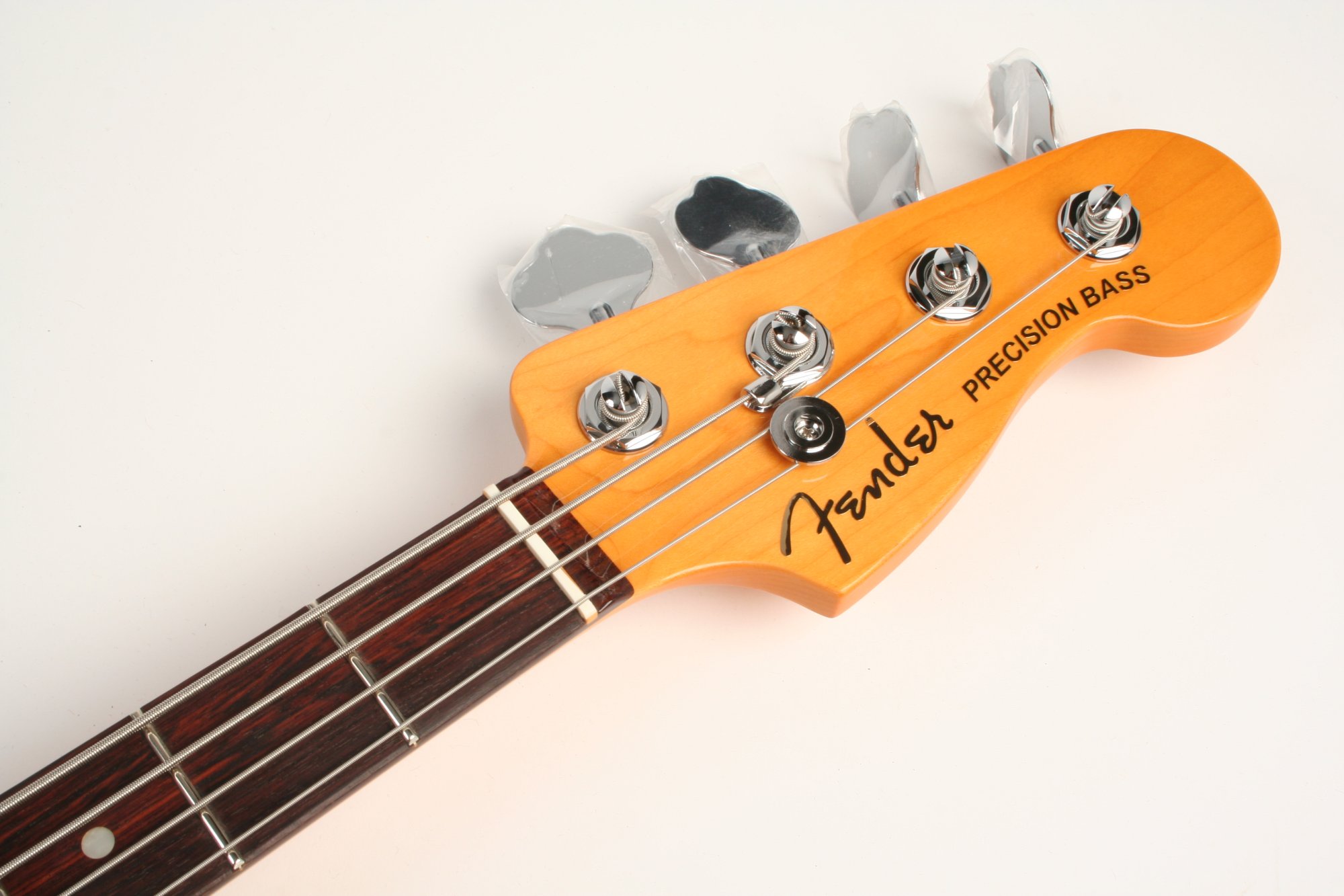 Fender American Ultra Precision Bass Rosewood Fingerboard