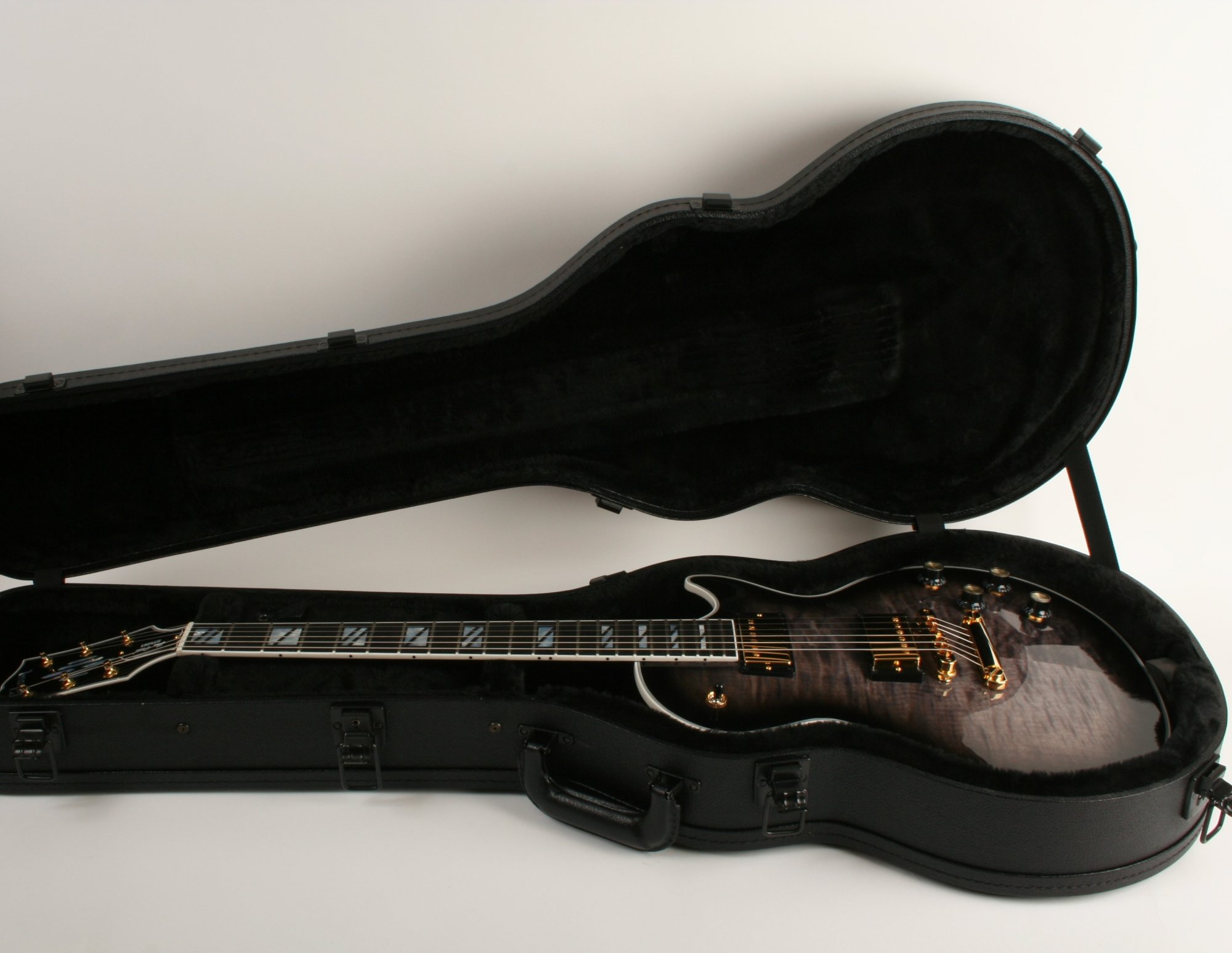 Gibson Les Paul Supreme Translucent Ebony Burst 221340168