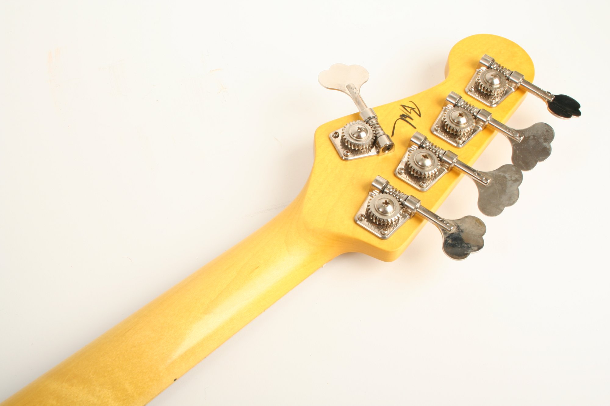 Nash Bass PB-5 Olympic White Lollar Pickups GRT-559