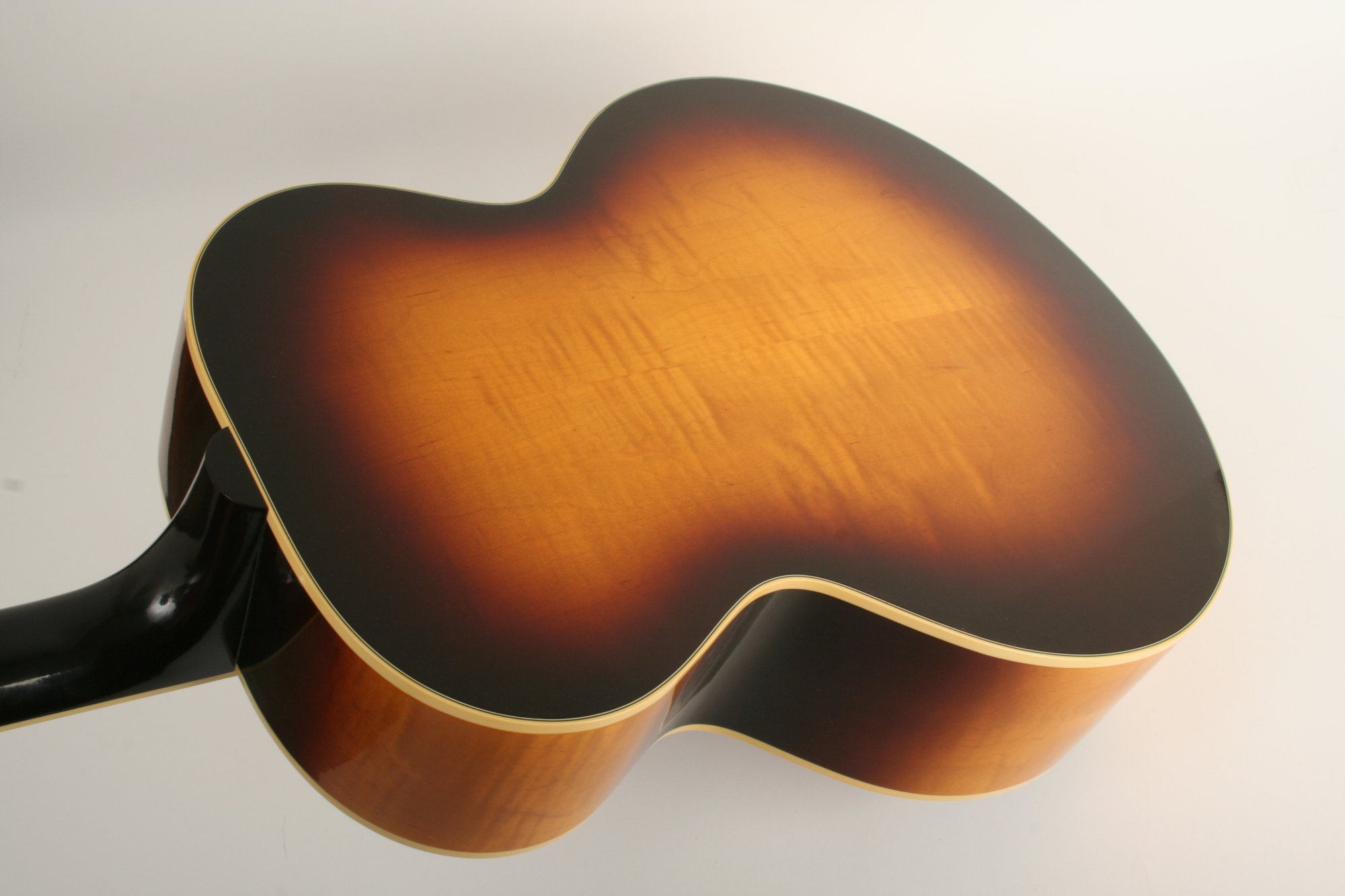 Gibson Custom Shop 1952 J-185 Vintage Sunburst 21474008
