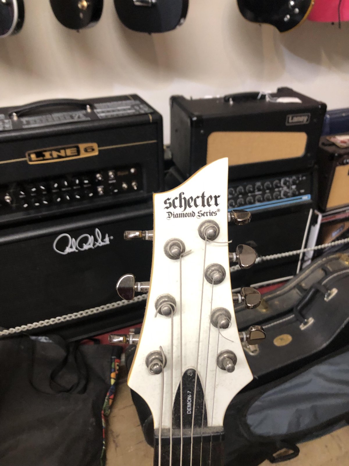 Schecter Demon Series 7 string