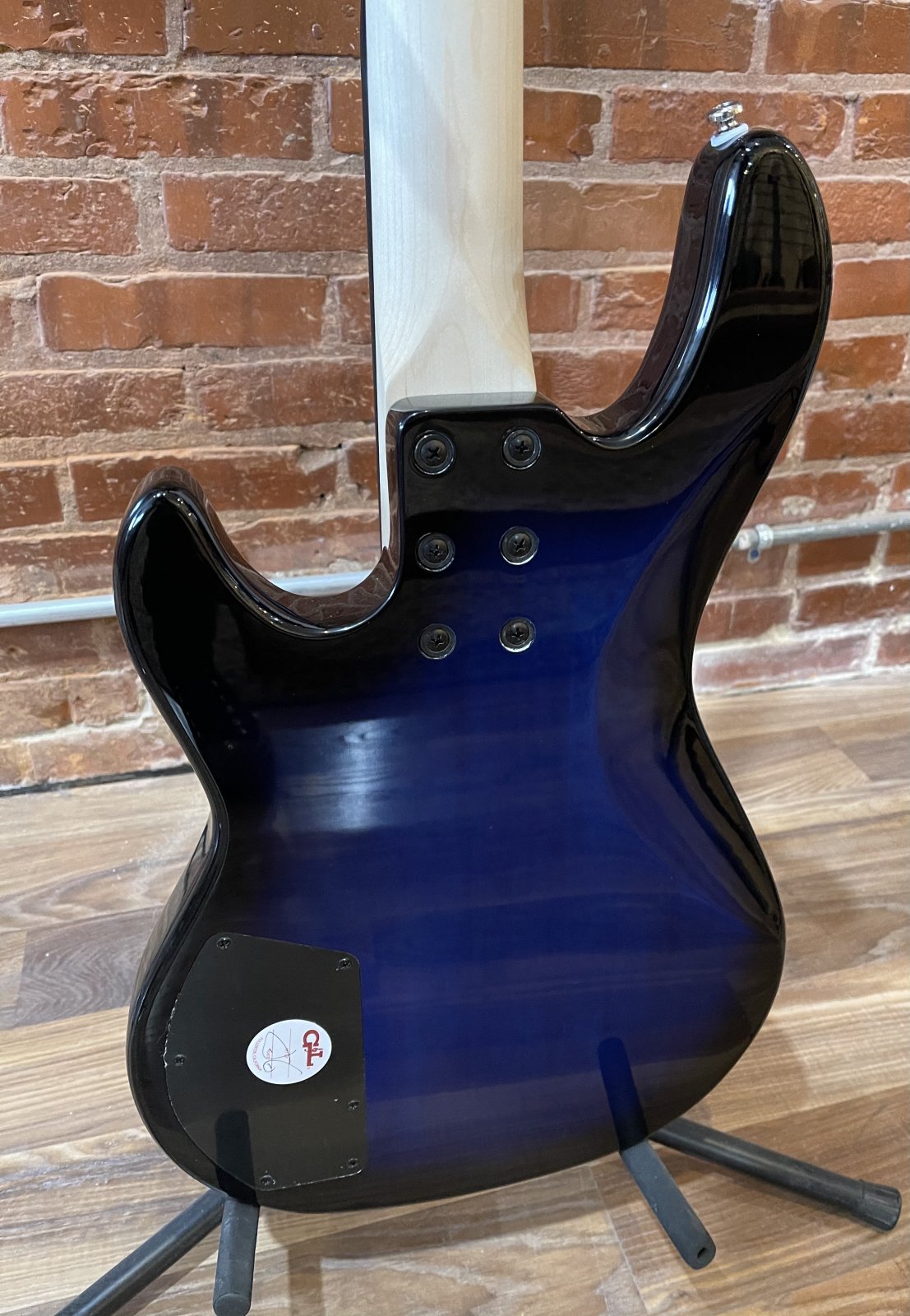 G&L L-2000 Tribute / blueburst エレキベース g-l-tribute-l-2000-bass-guitar