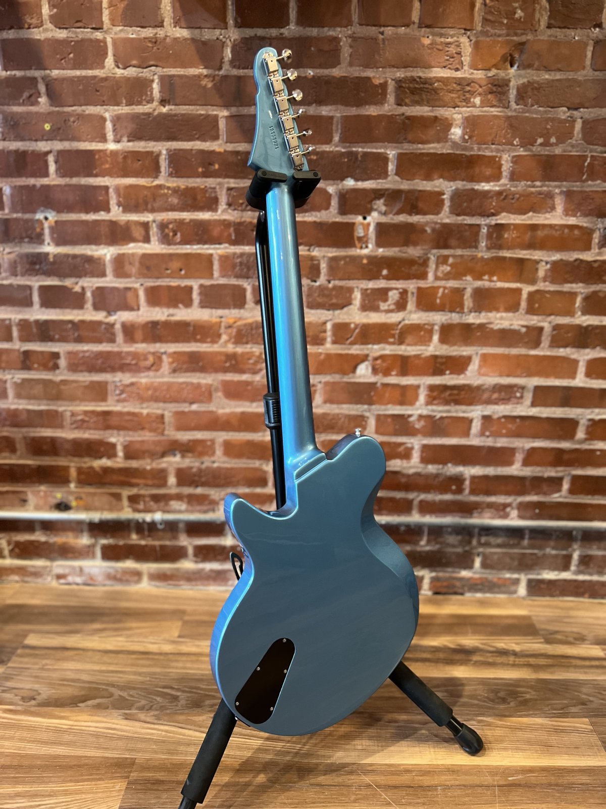 Eastman Juliet LA Celestine Blue with hard case
