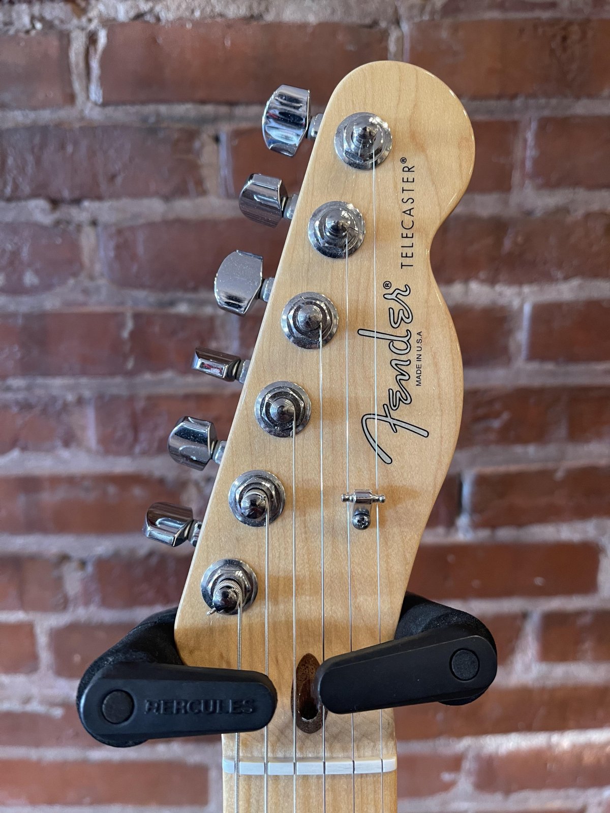 Fender 2013 American Standard Telecaster Sunburst/Maple with hard case
