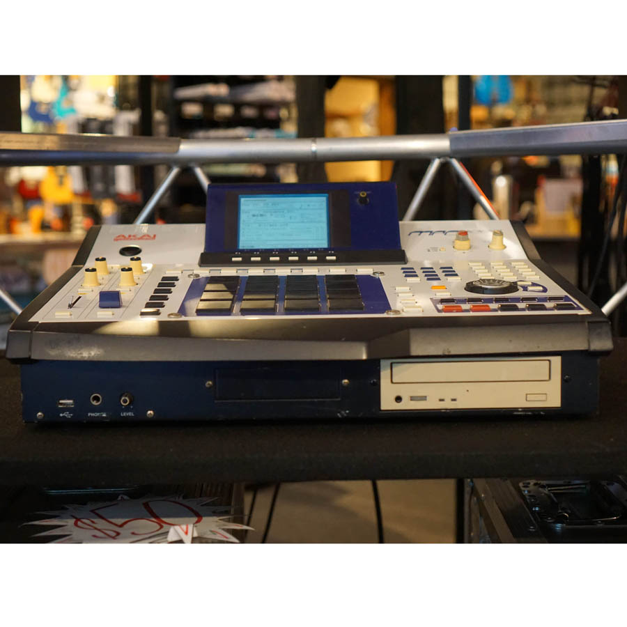 akai mpc4000 ジャンク品 MPC4000 - Akai Professional MPC4000 - Audiofanzine
