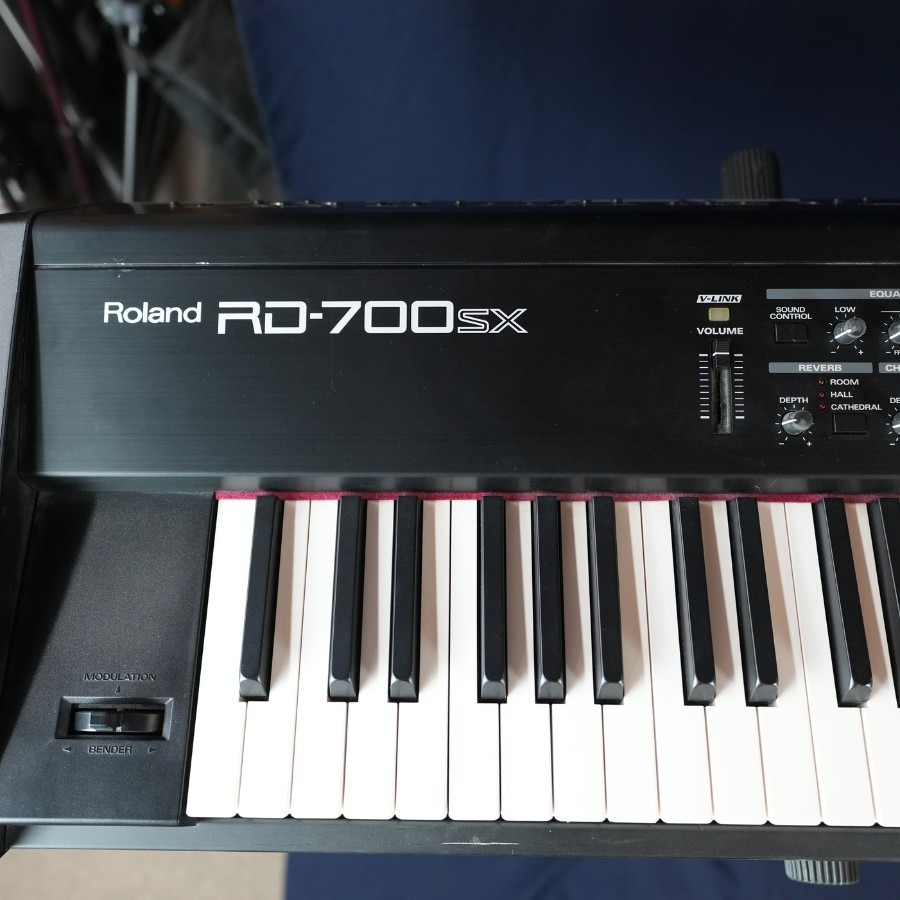 Roland RD-700SX 88-Key Digital Stage Piano - Used