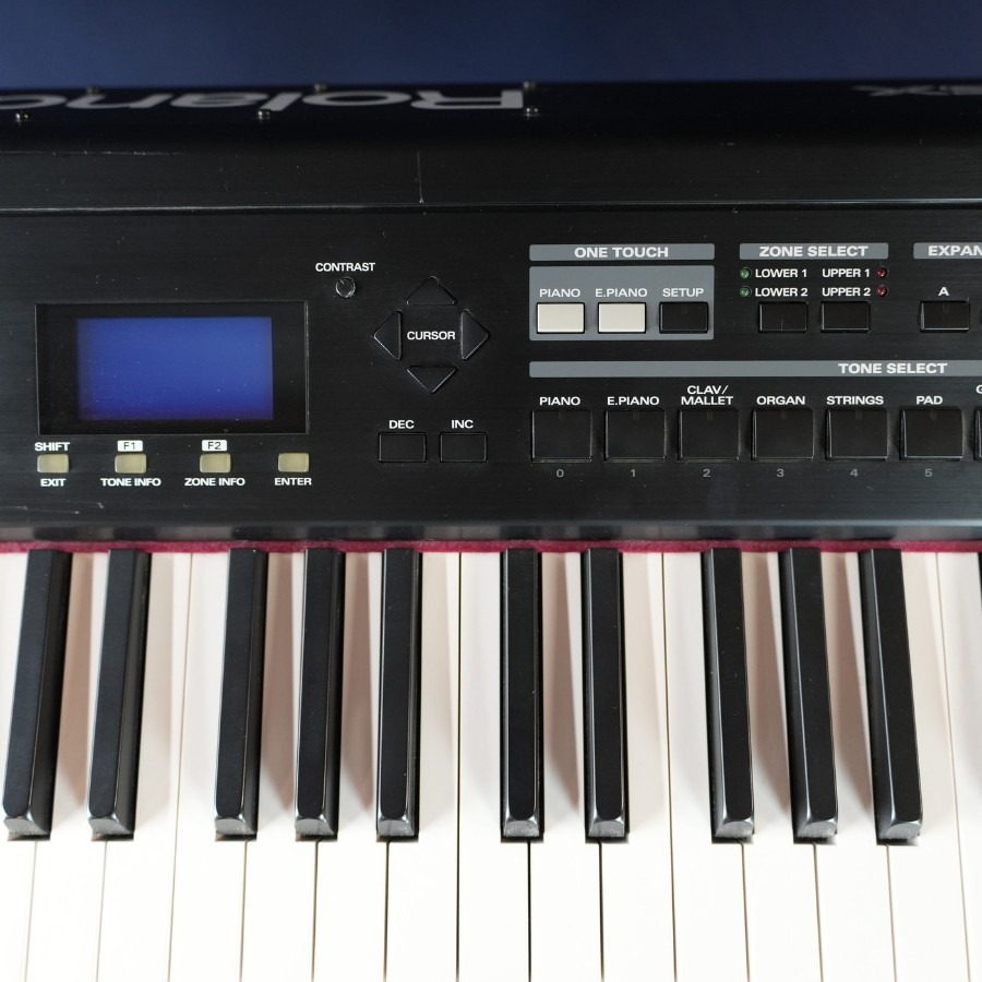 Roland RD-700SX 88-Key Digital Stage Piano - Used