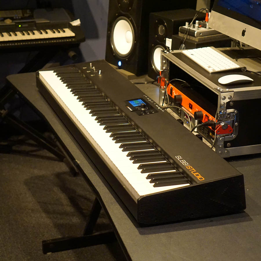 Studiologic SL88 Studio 88-Key MIDI Controller - Used