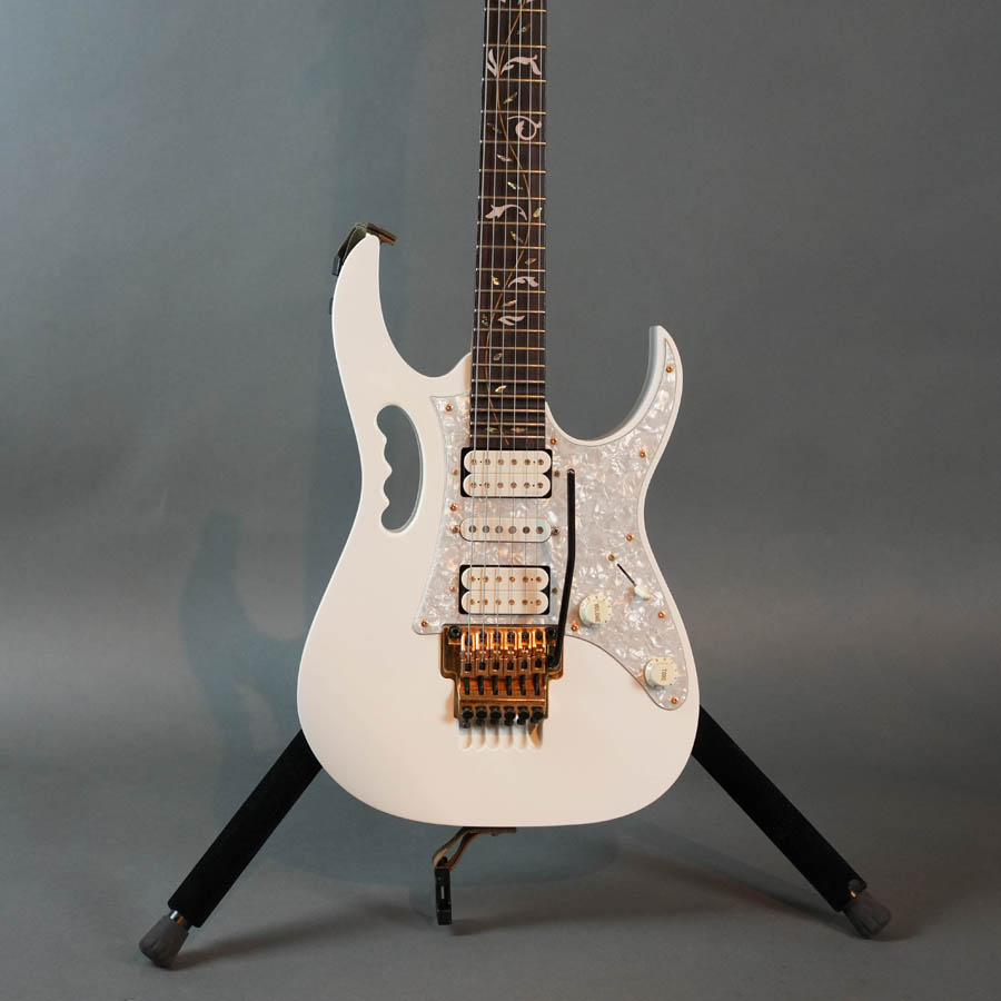 Ibanez Jem7V-WH Steve Vai Signature White w/Case (2013) - Used