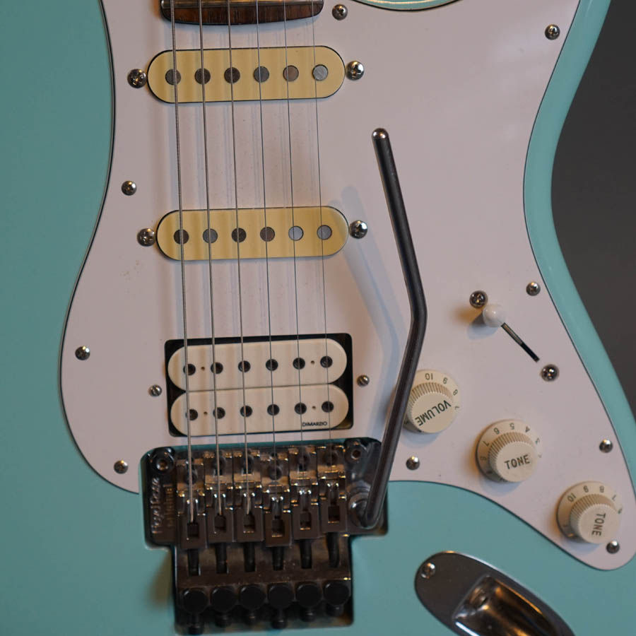 Fender Standard HSS Strat MIJ w/Floyd Rose Tropical