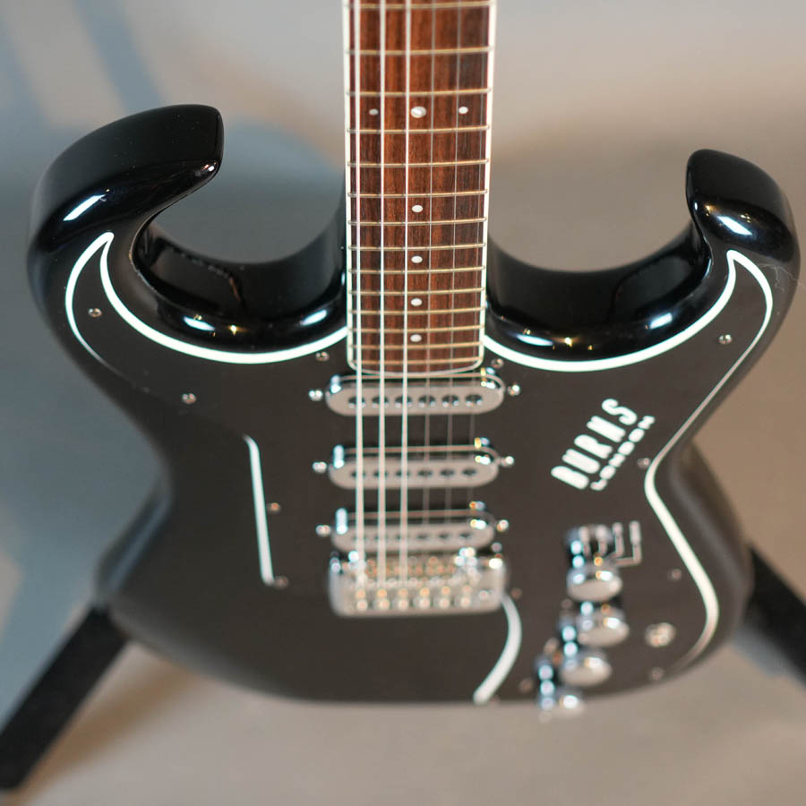 Burns London Bison 62 Electric Guitar Black w/Case - Used