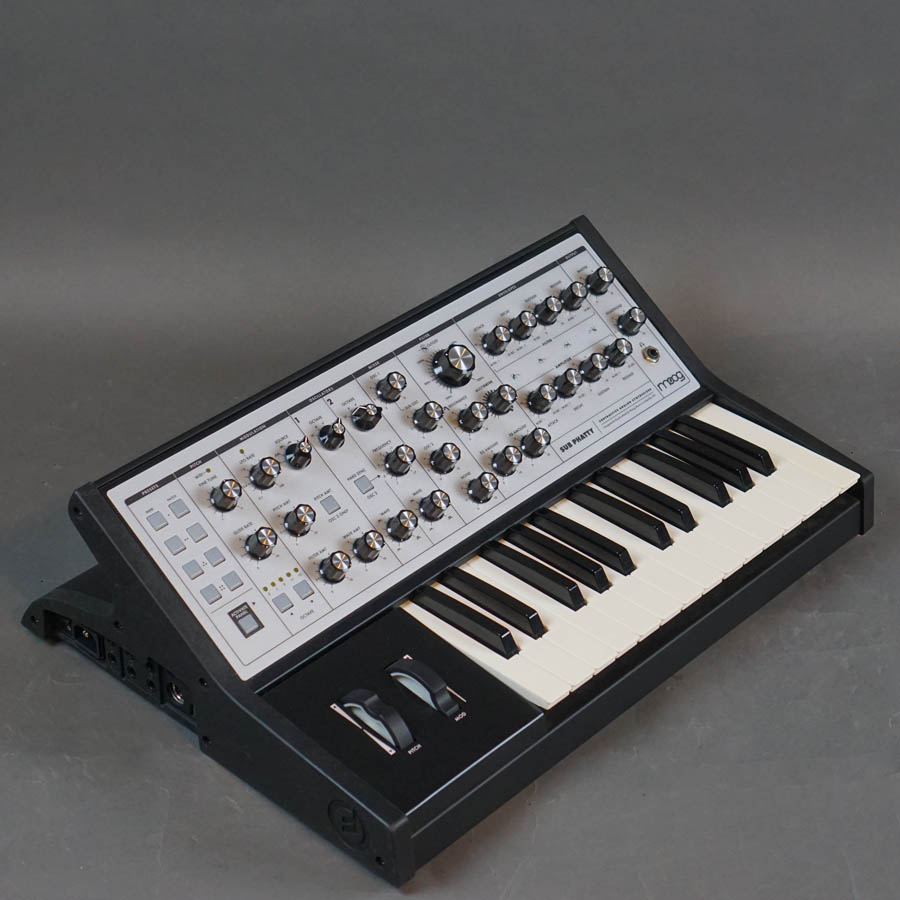 Moog Sub Phatty ジャンク　シンセサイザー Sub Phatty – moog