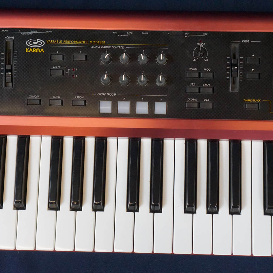 KORG KARMA 音楽ワークステーション 61鍵 Korg KARMA 61-Key Music Workstation | zZounds