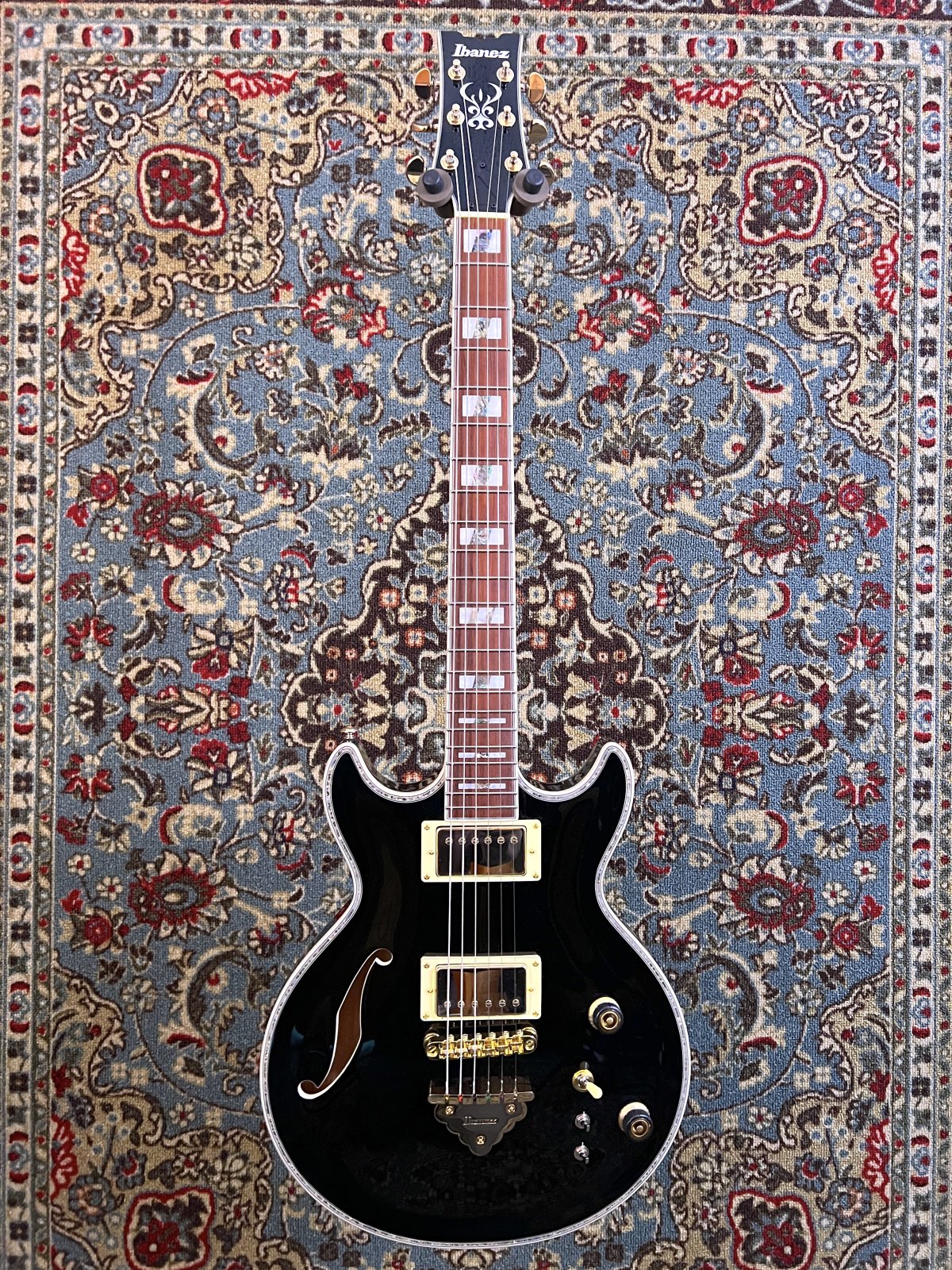 Ibanez AR520H BK 龍太 Ibanez AR520H Artist Hollowbody Black | Guitar Center