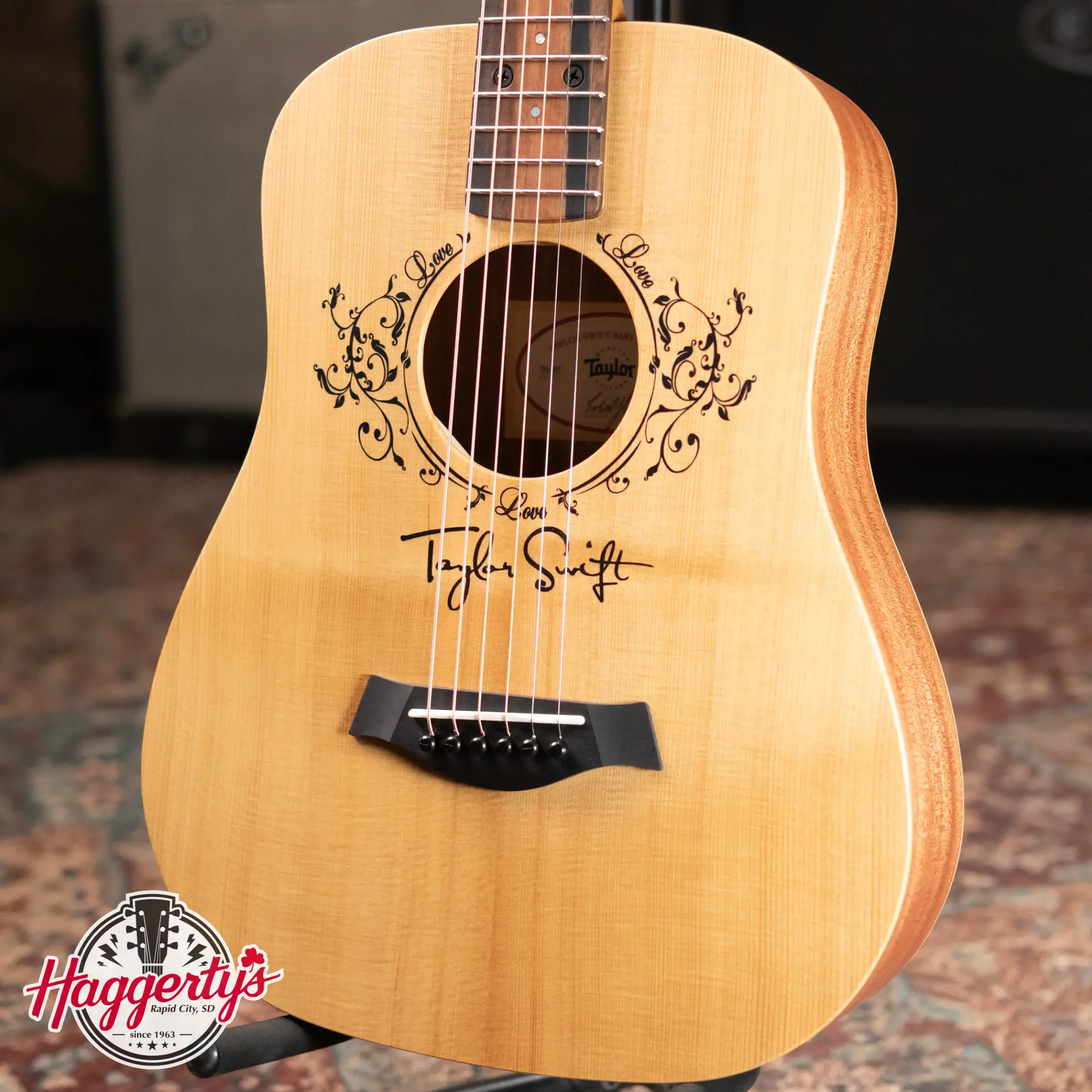 Taylor Baby Mahogany BT2e Acoustic-Electric Guitar - Natural