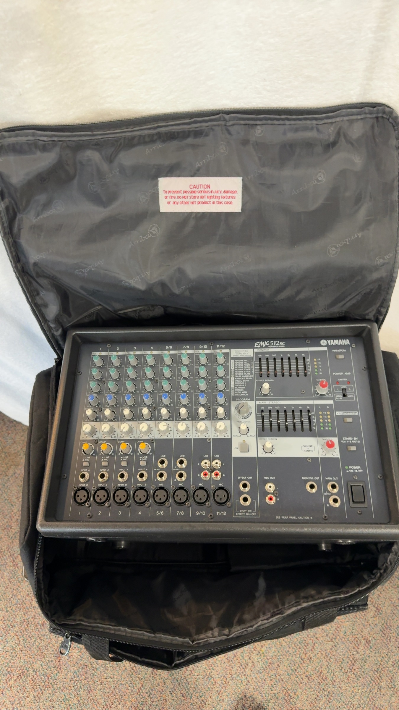 Yamaha 12 Ch. Stereo Powered Mixer w/ SPX DSP 500W+500W@ 4 Ohms
