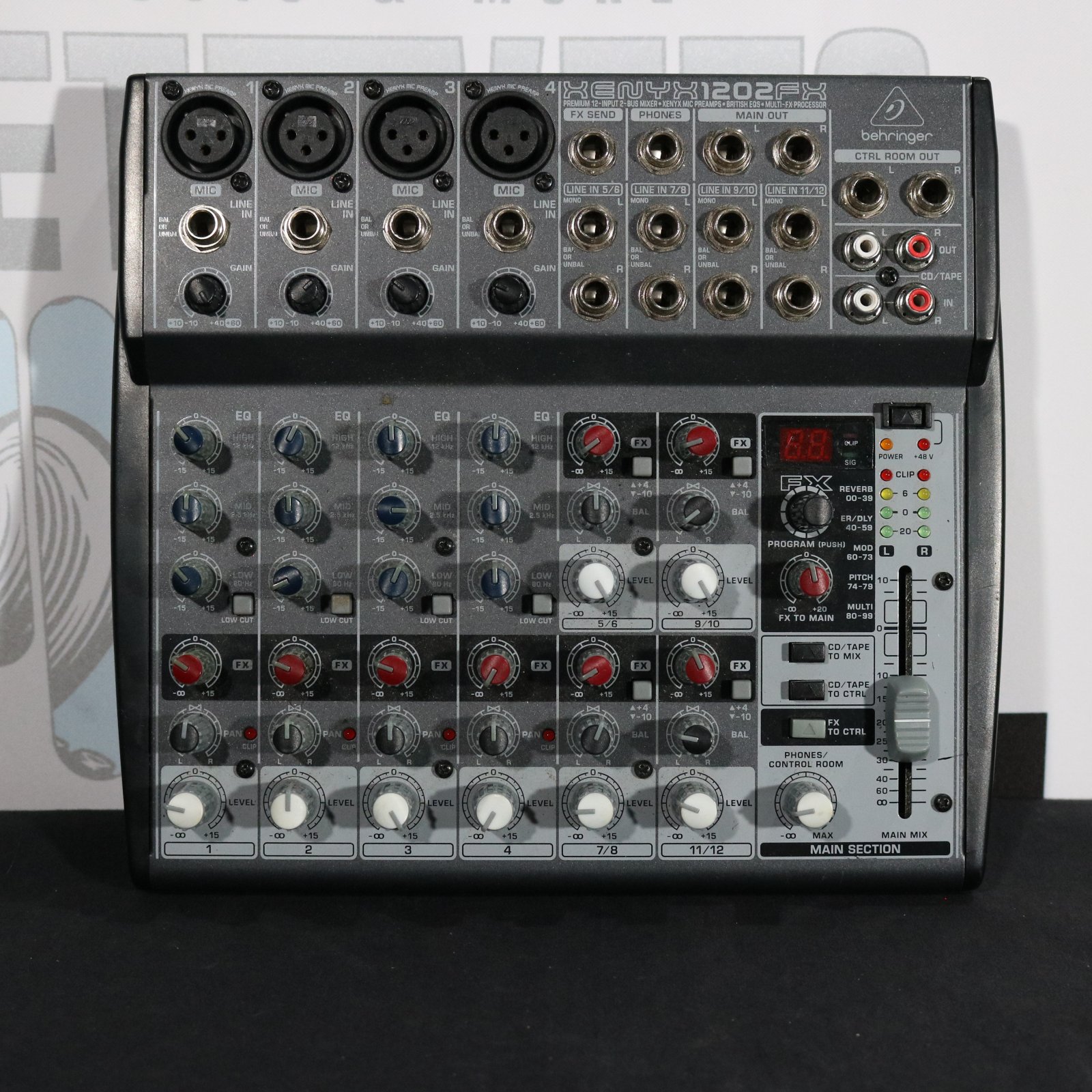 Behringer Xenyx 1202FX