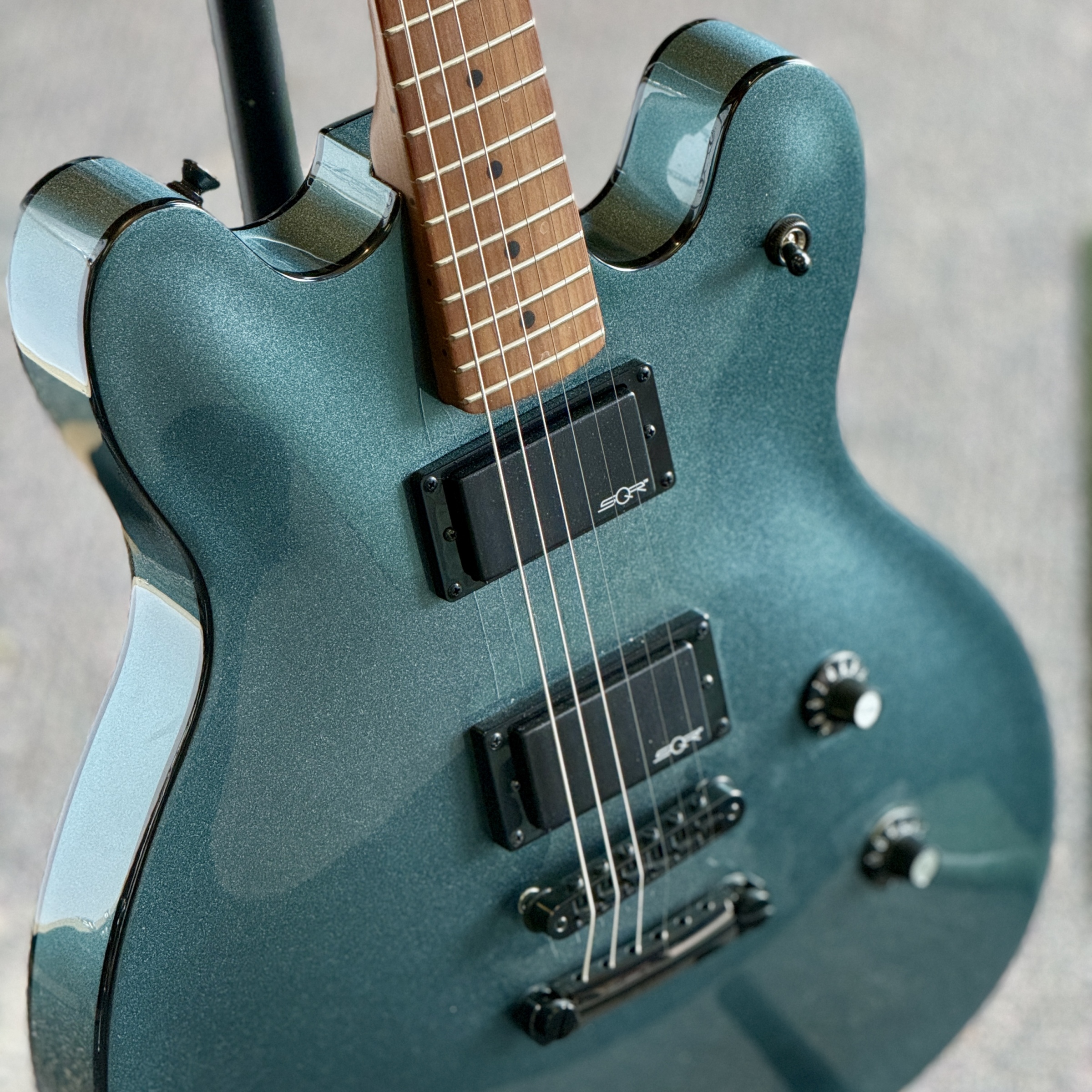 Squier by Fender Contemporary Active Starcaster Electric Guitar
