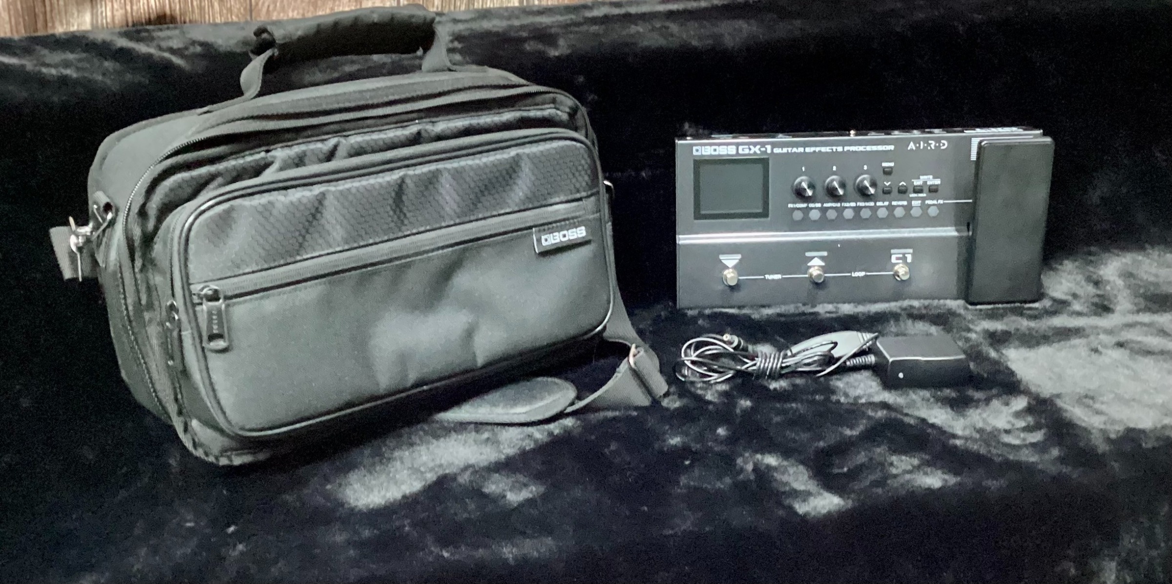 BOSS GX-1 Guitar Effects Processor With BOSS CB-BM-M Case and BOSS PSA-12OS