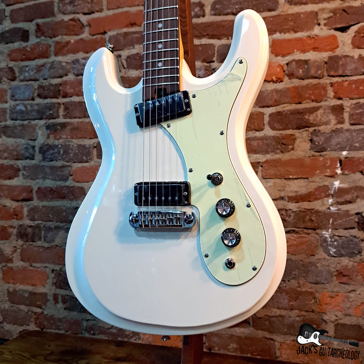 Aria Pro II DM-206 Fly Higher Phase 4 Electric Guitar (2023