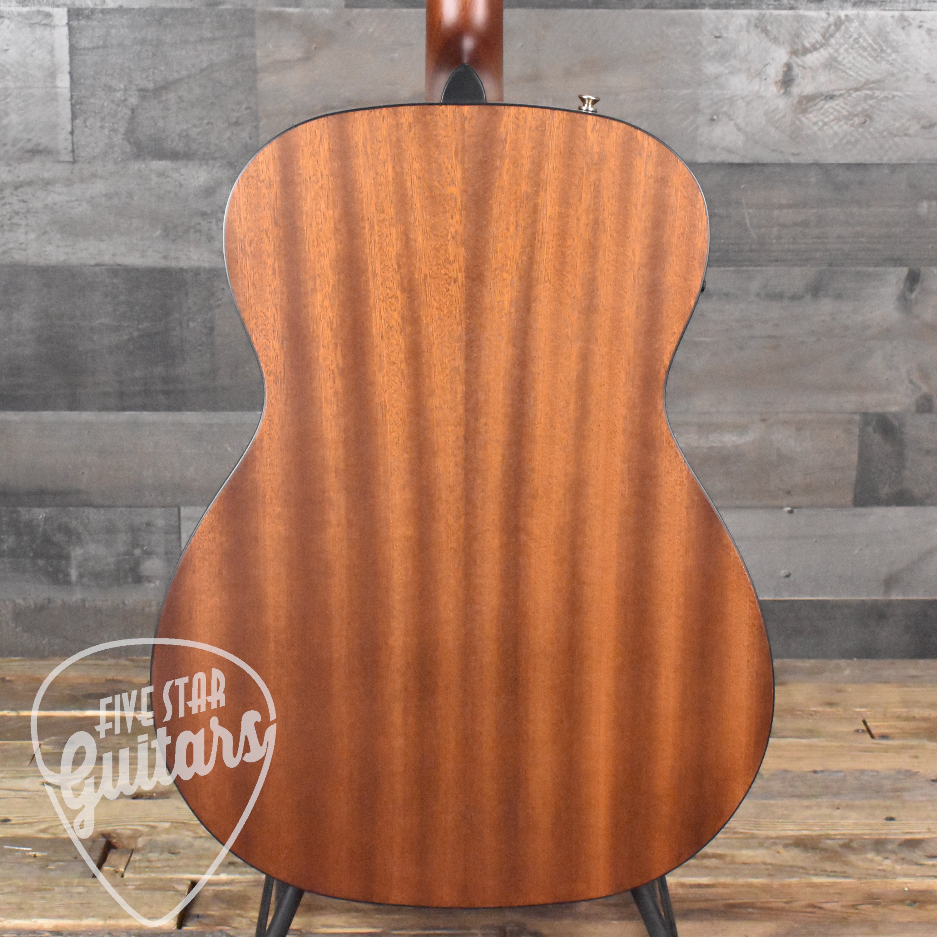 Fender Monterey Standard Walnut Fingerboard - Natural with Gig Bag 