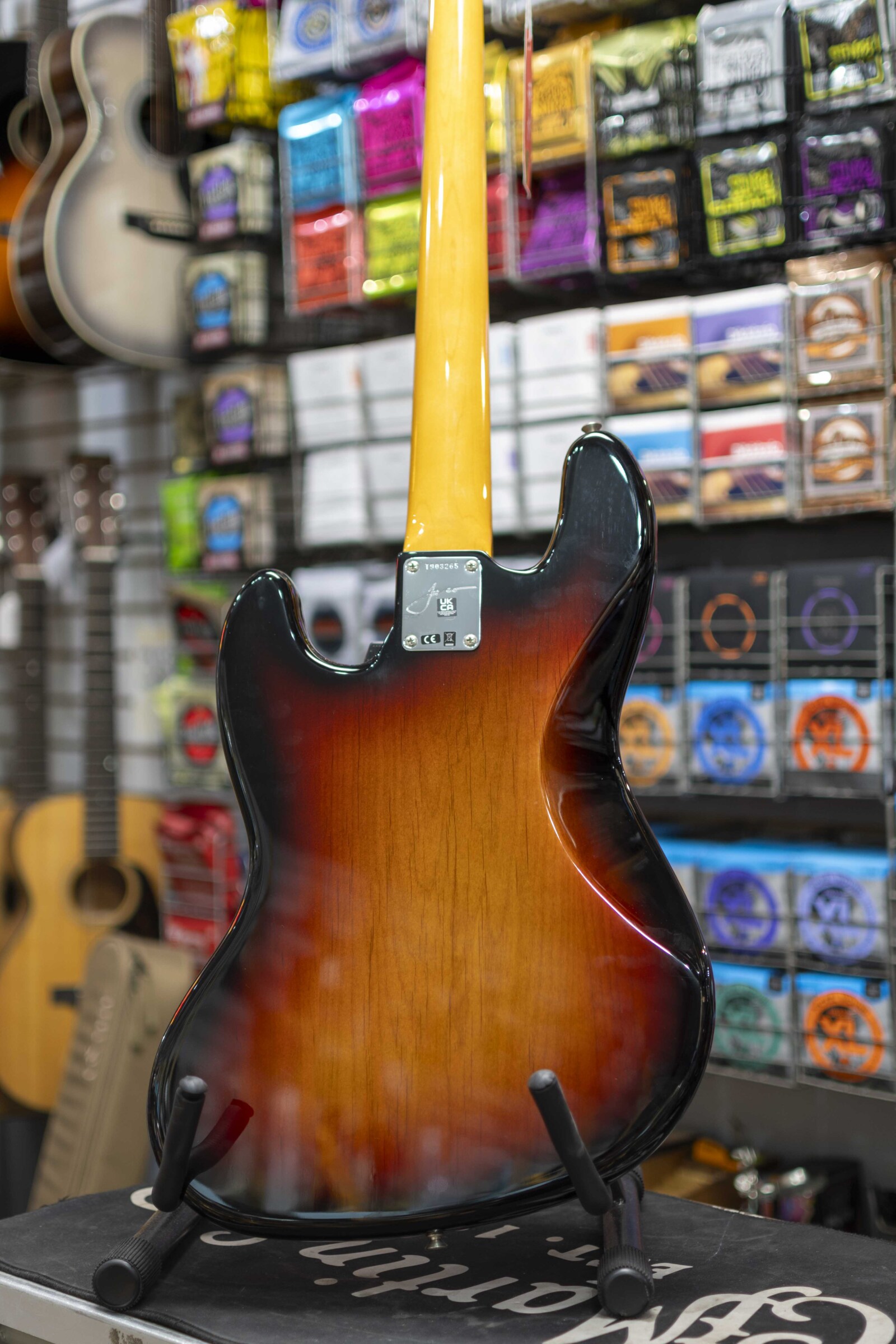 DEMO MODEL* Fender Jaco Pastorius Jazz Bass Fretless Pau Ferro