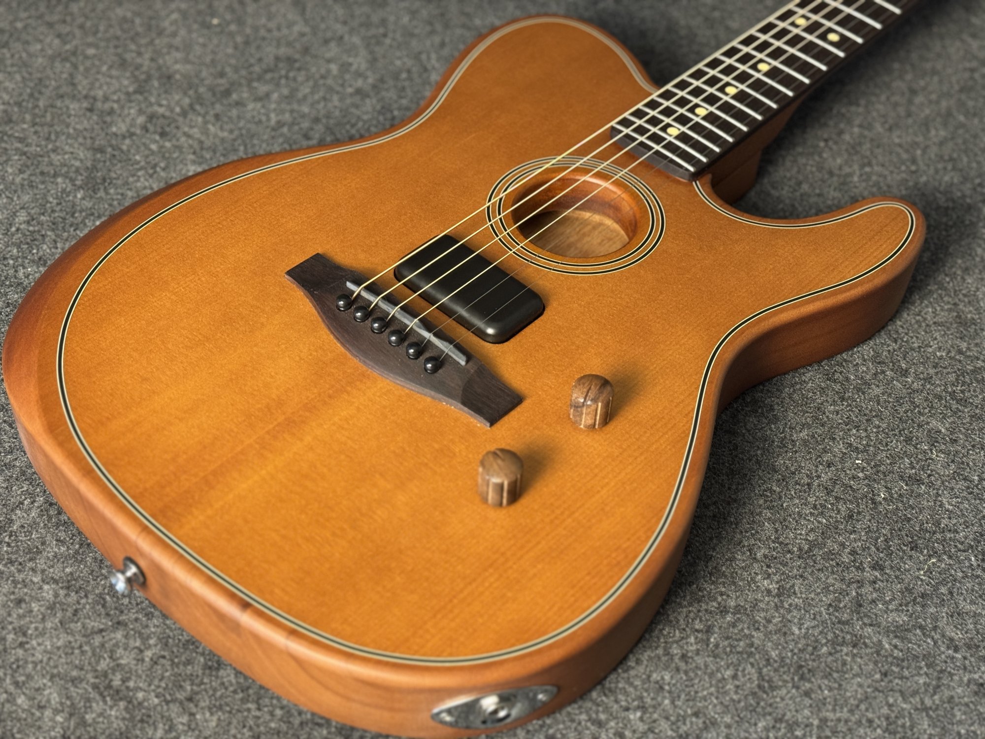 ギター FENDER Acoustasonic Std Tele, Aged Nat Fender Acoustasonic® Standard Telecaster®, Aged Natural