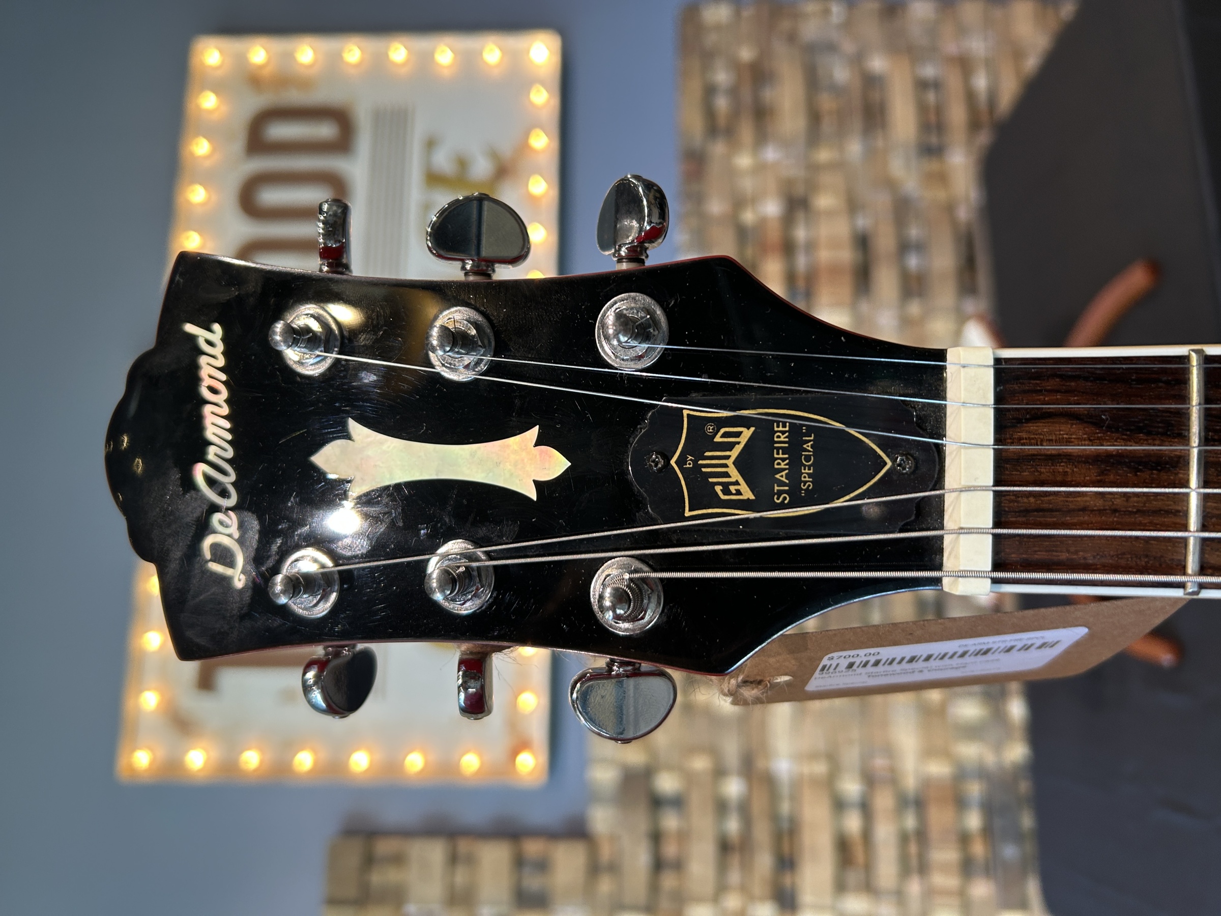 DeArmond_Starfire_Special_with