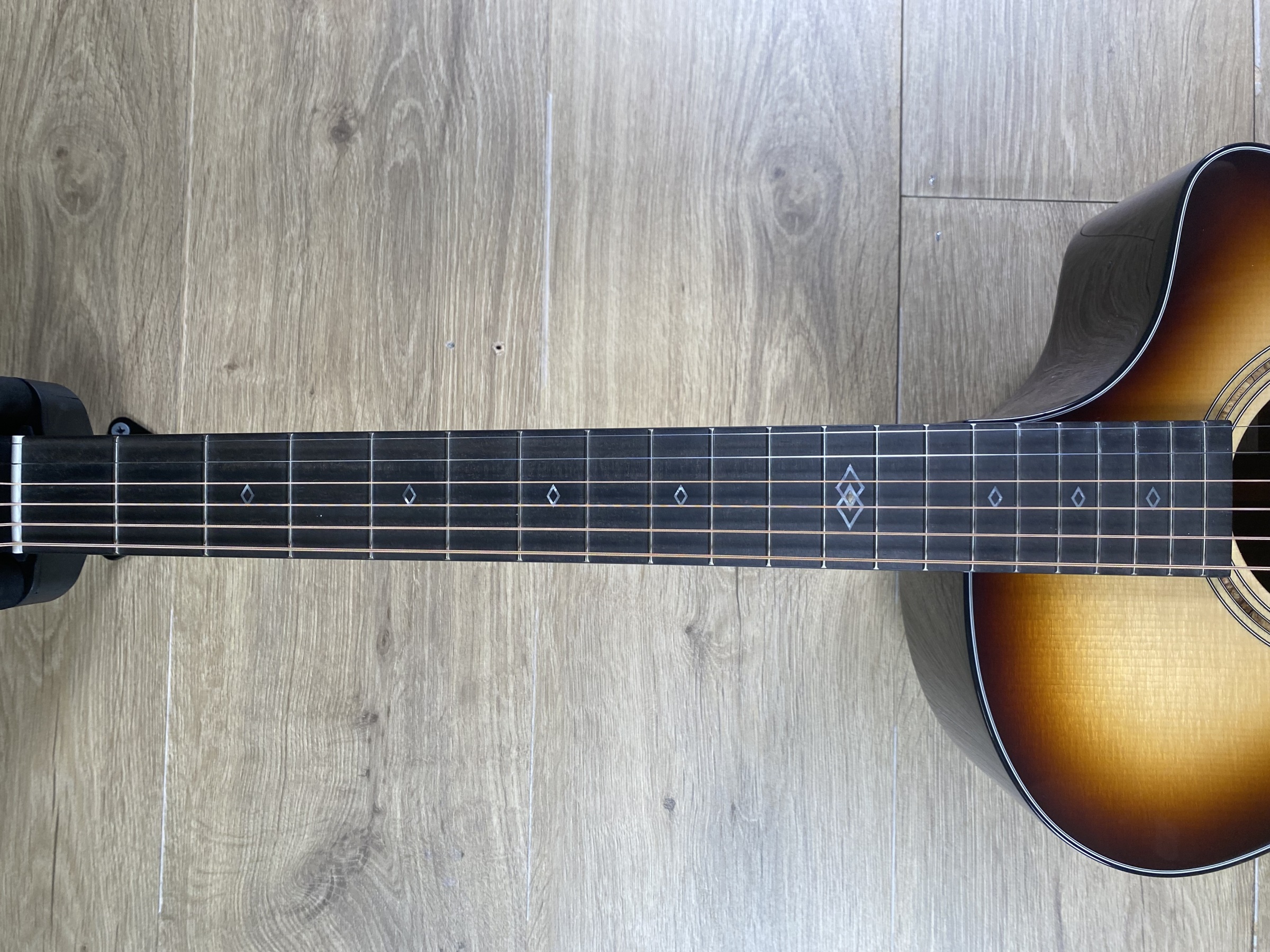 Breedlove Premier Concert Burnt Amber CE Adirondack, EI Rosewood