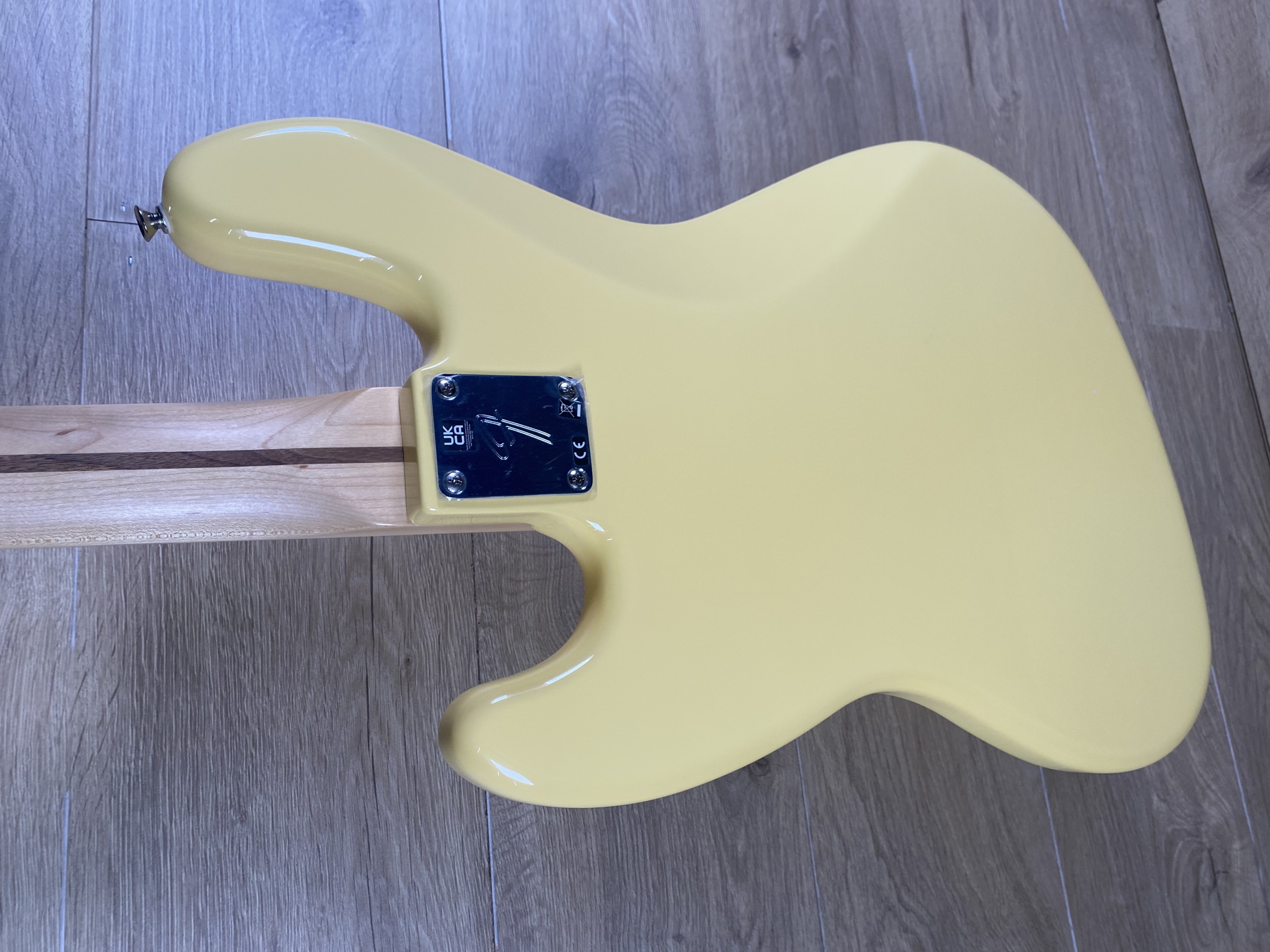 Fender Player Jazz Bass®, Maple Fingerboard, Buttercream