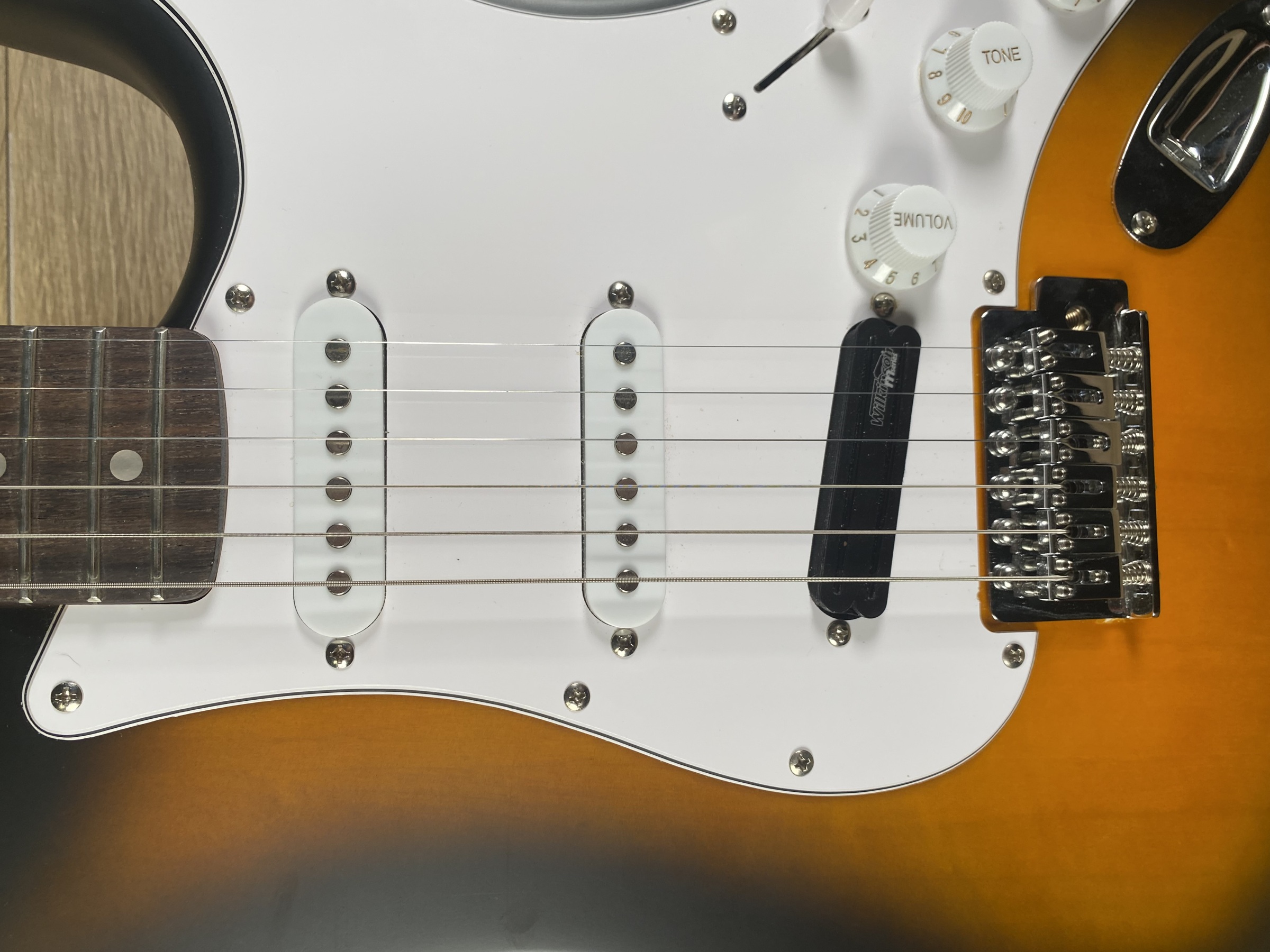Squier Stratocaster Mod , Williamson M Series Bridge Pickup