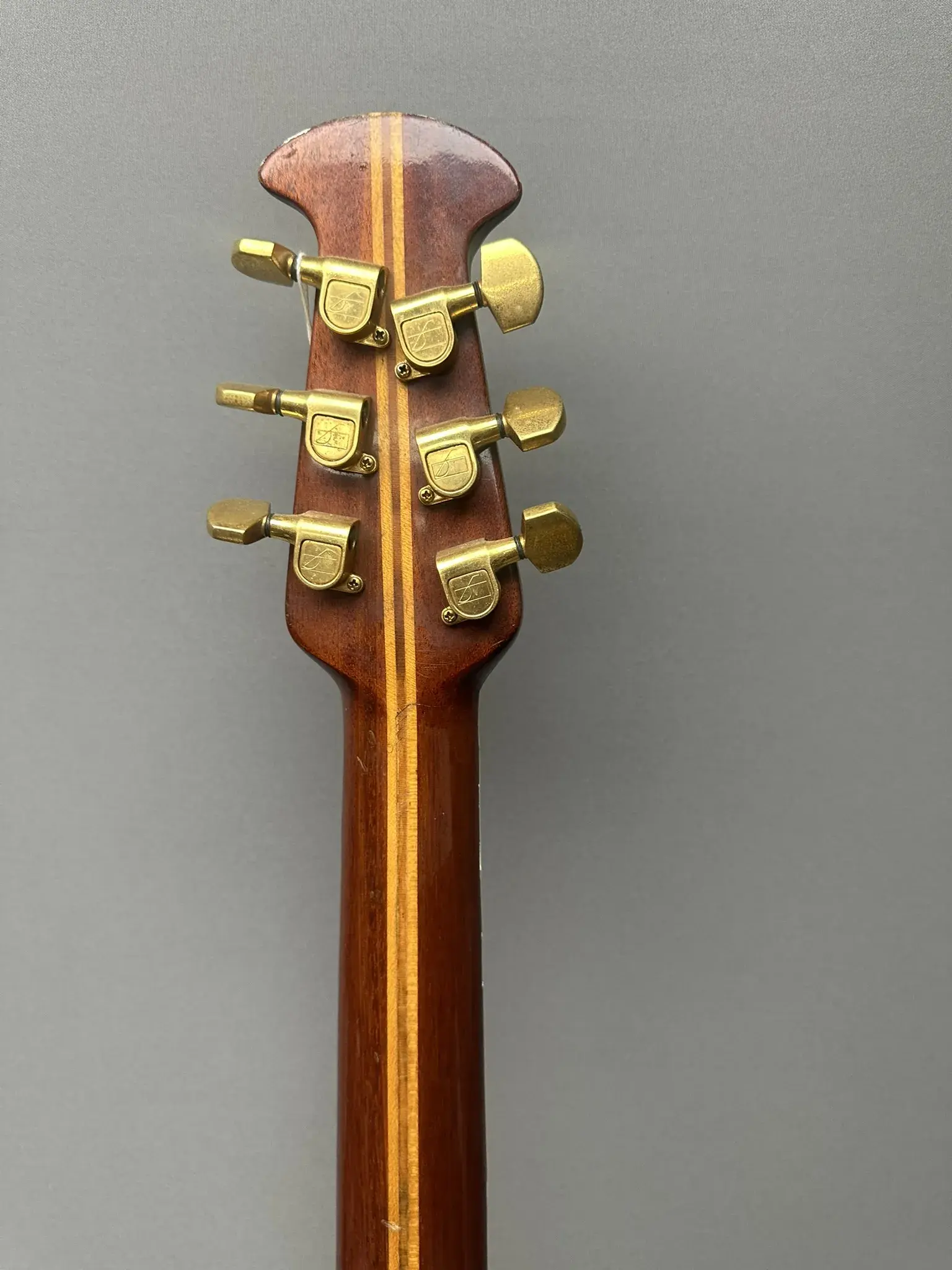 Ovation_Patriot_Bicentennial_1 