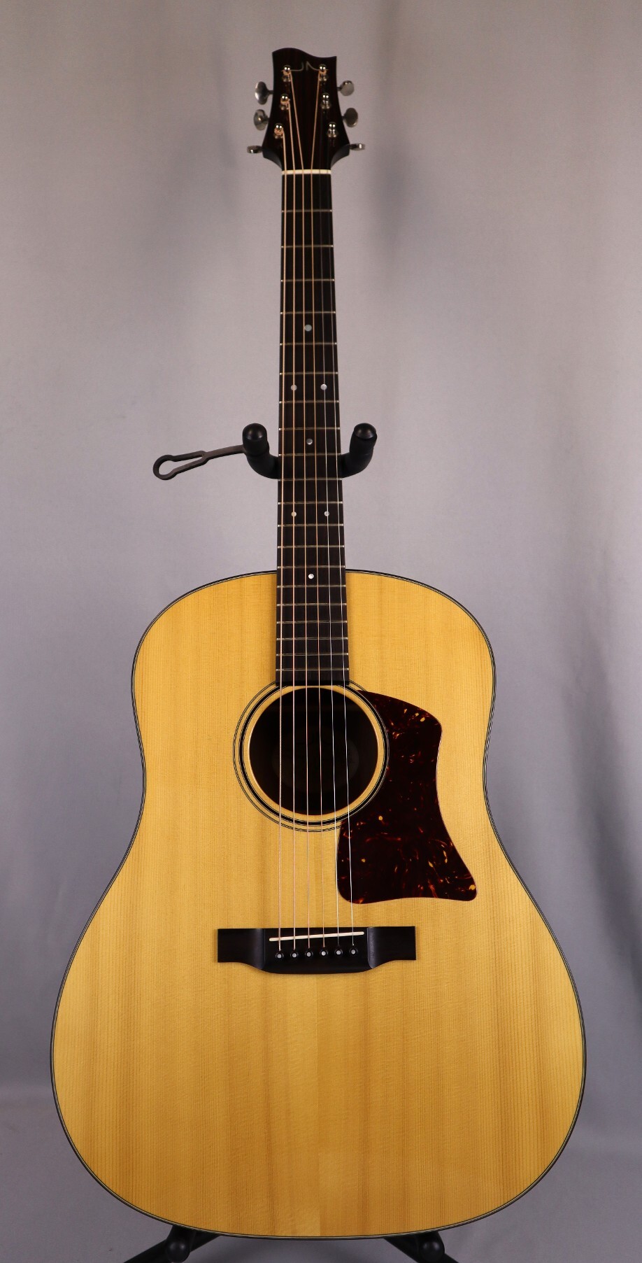 Allison AJ Slope Shoulder Dreadnought (PRE-OWNED=2012, Very Good Condition) German Spruce Top  Walnut back and sides