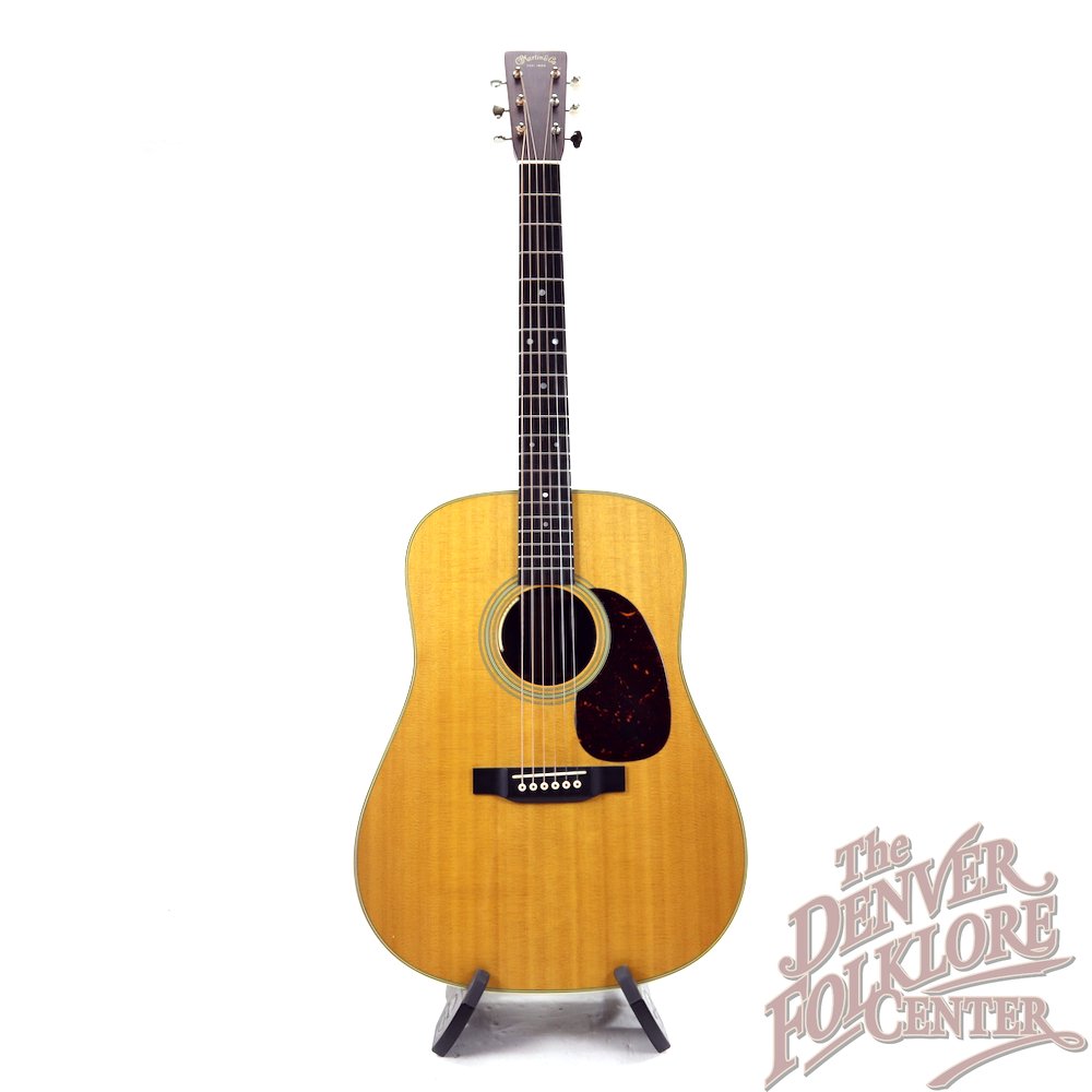 Martin D-28 (2017)