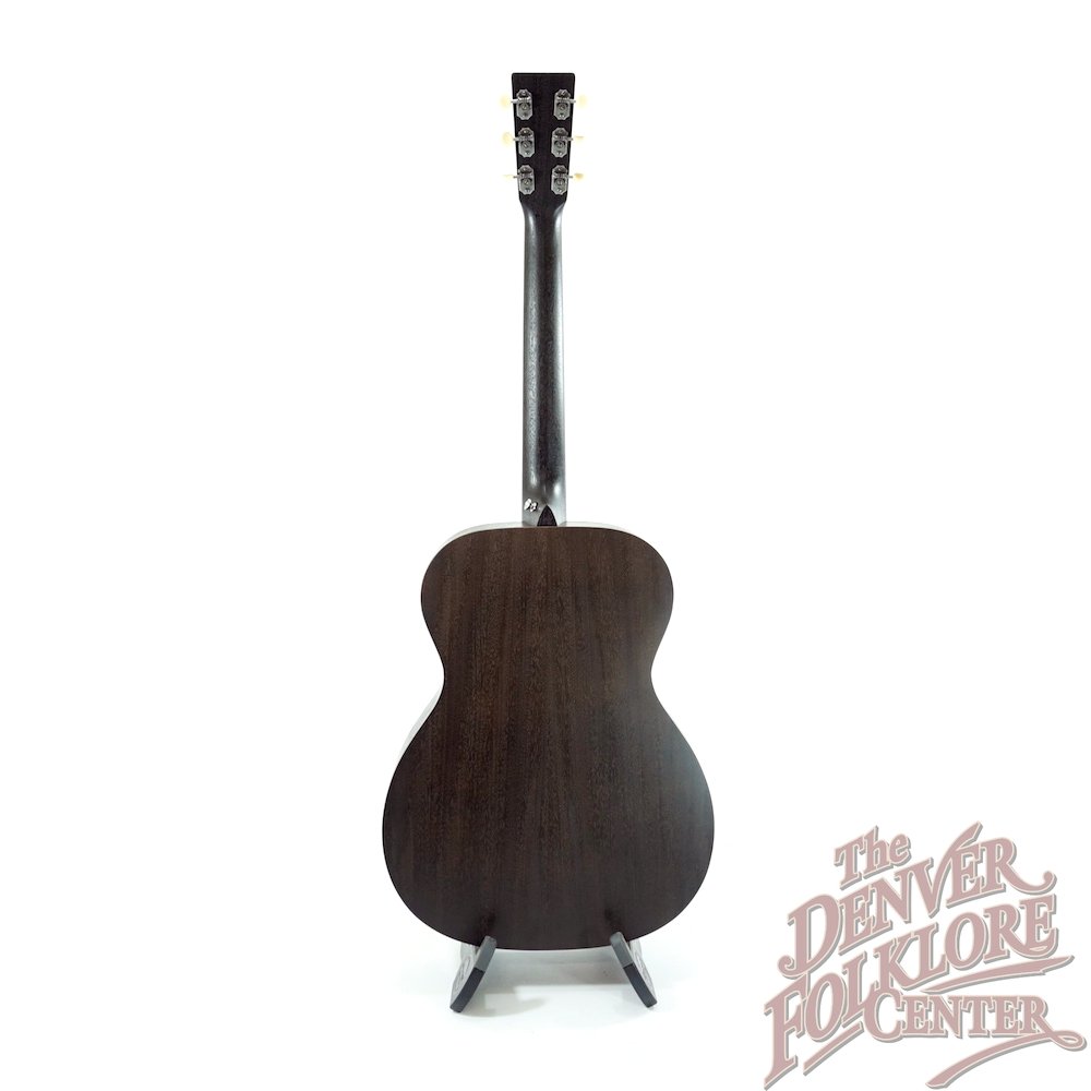 Martin 000-17E Black Smoke