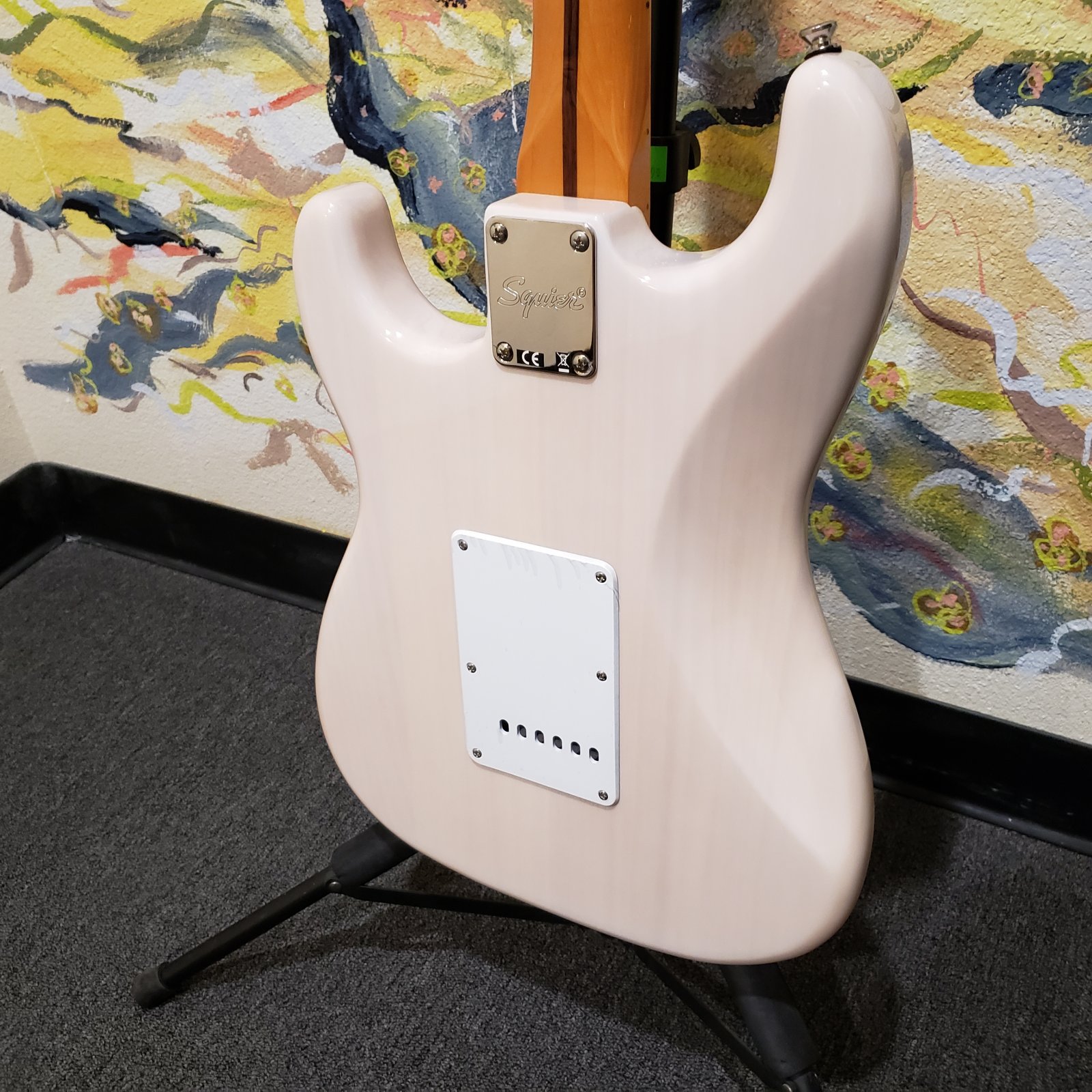 年末のプロモーション特価！ 50s Vibe Classic Squier Stratocaster Maple Guitar Electric テープ・マスキングテープ