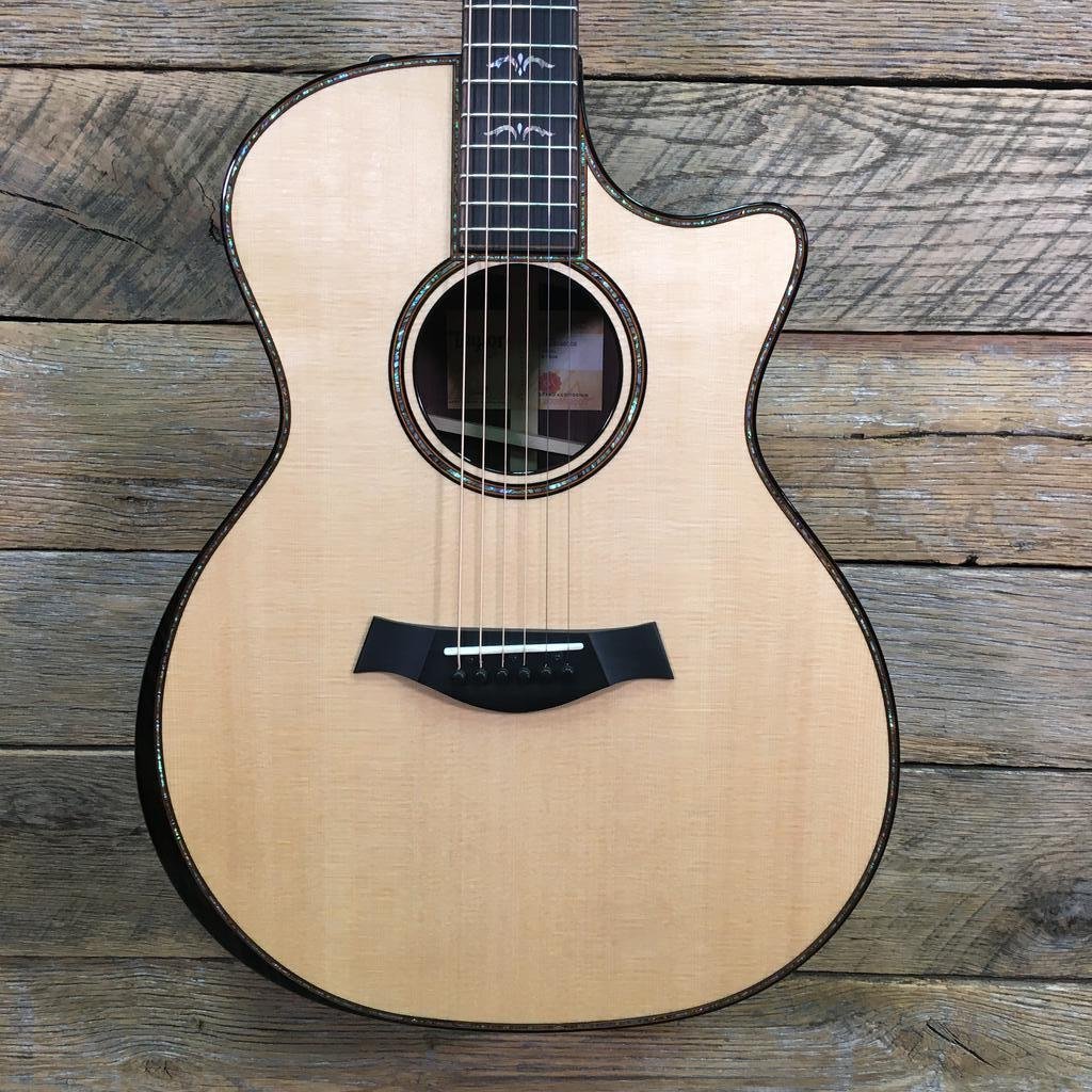 Taylor 914ce V-Class w/ Case - 887766098362