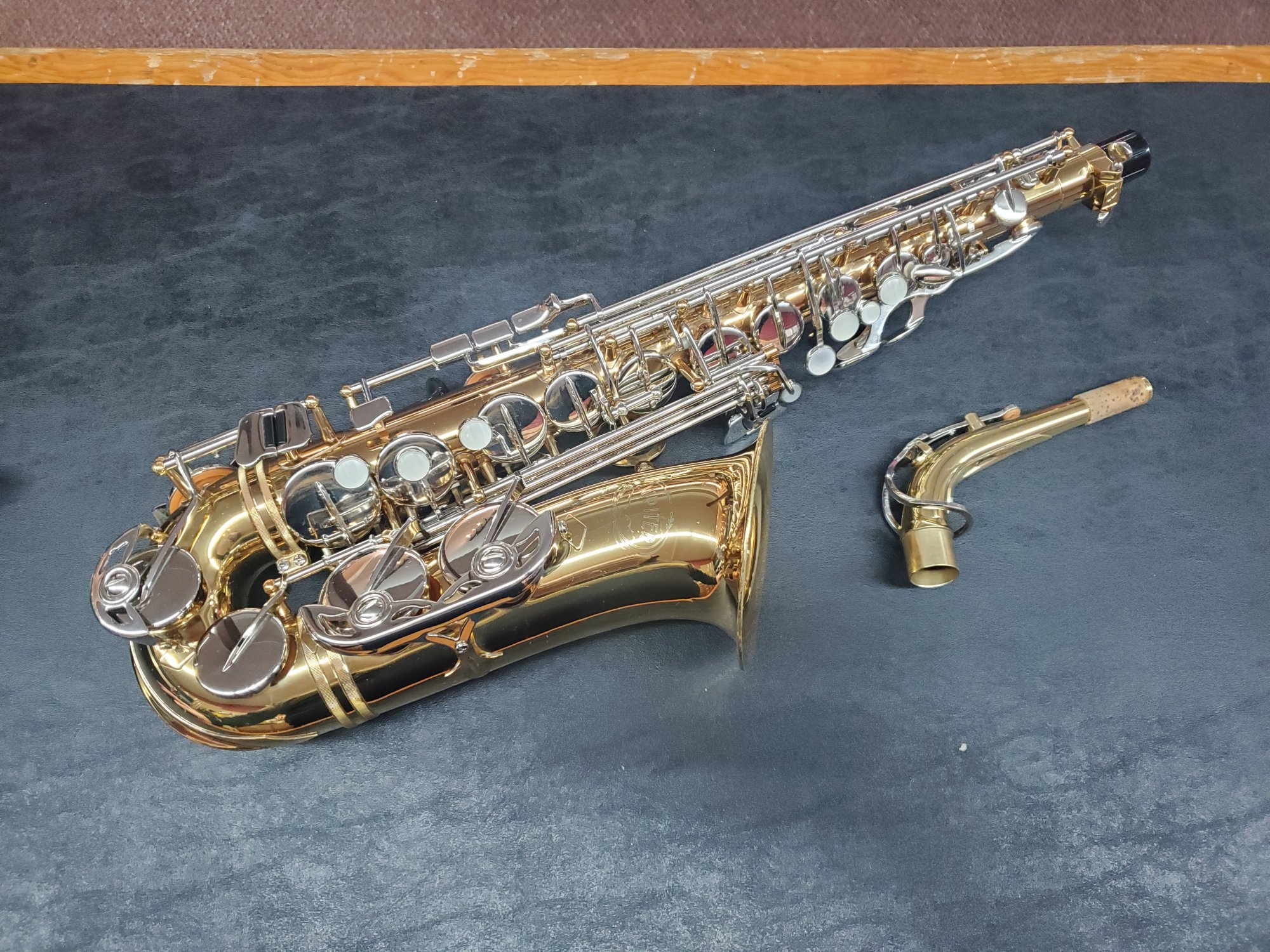 USED Jupiter JAS-667 Eb Alto Saxophone - 961522