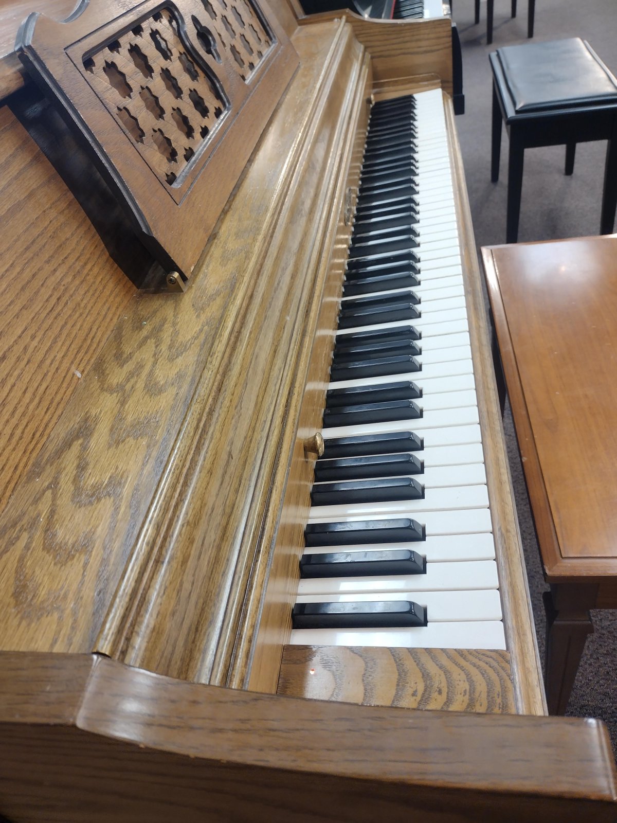 Used Wurlitzer 2616 Console Piano With Bench - 2616