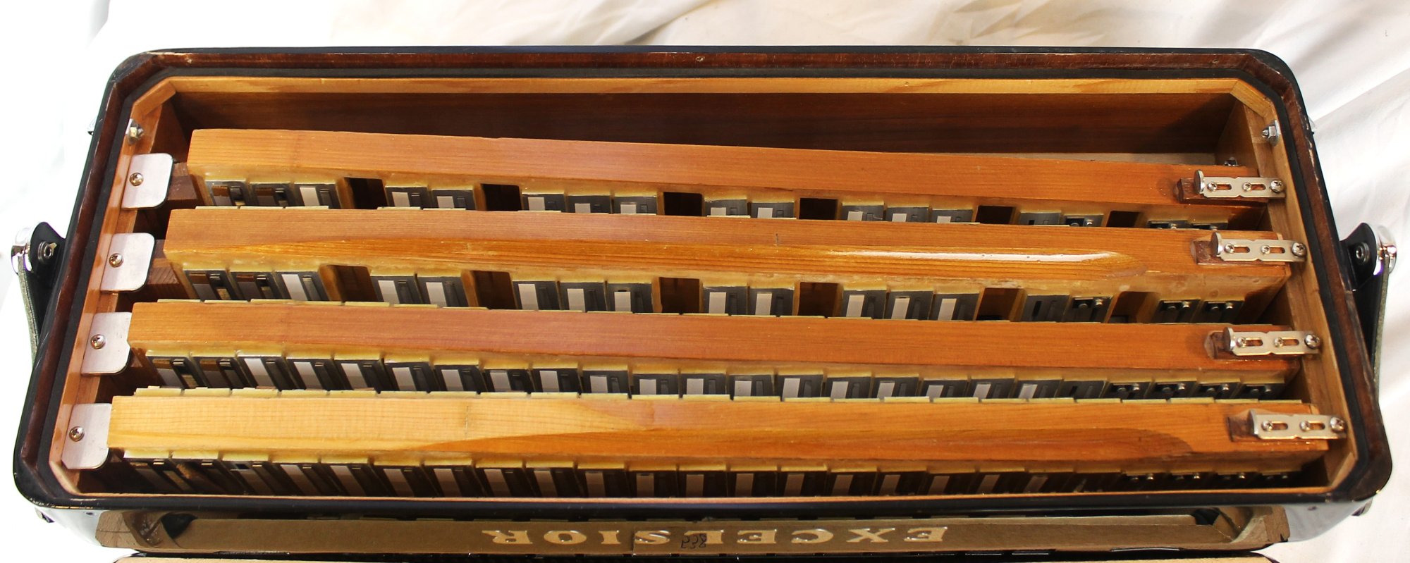 NEW Black Excelsior Mod.911 Piano Accordion LMMM 41 120