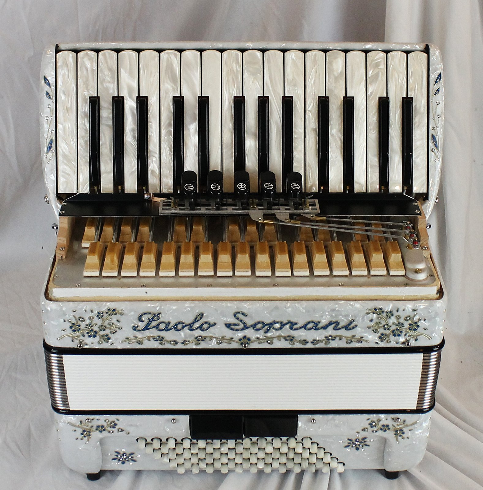 NEW Snow Lily Paolo Soprani Professionale Piano Accordion LMM 30 72