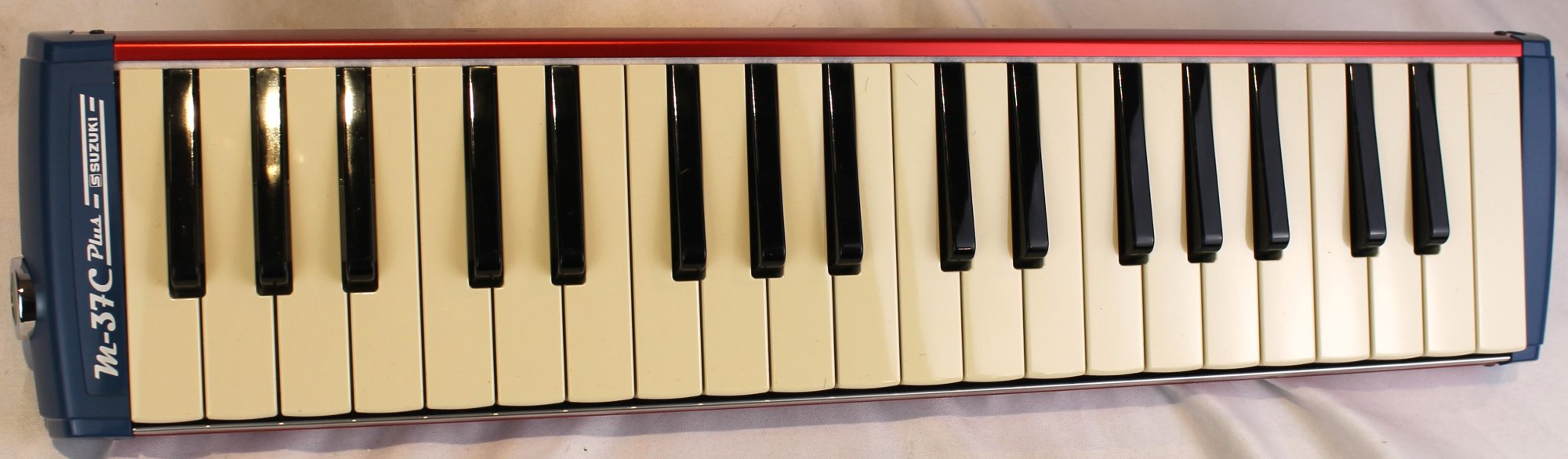 NEW Red Suzuki M-37C Plus Melodion 37 Key Melodica