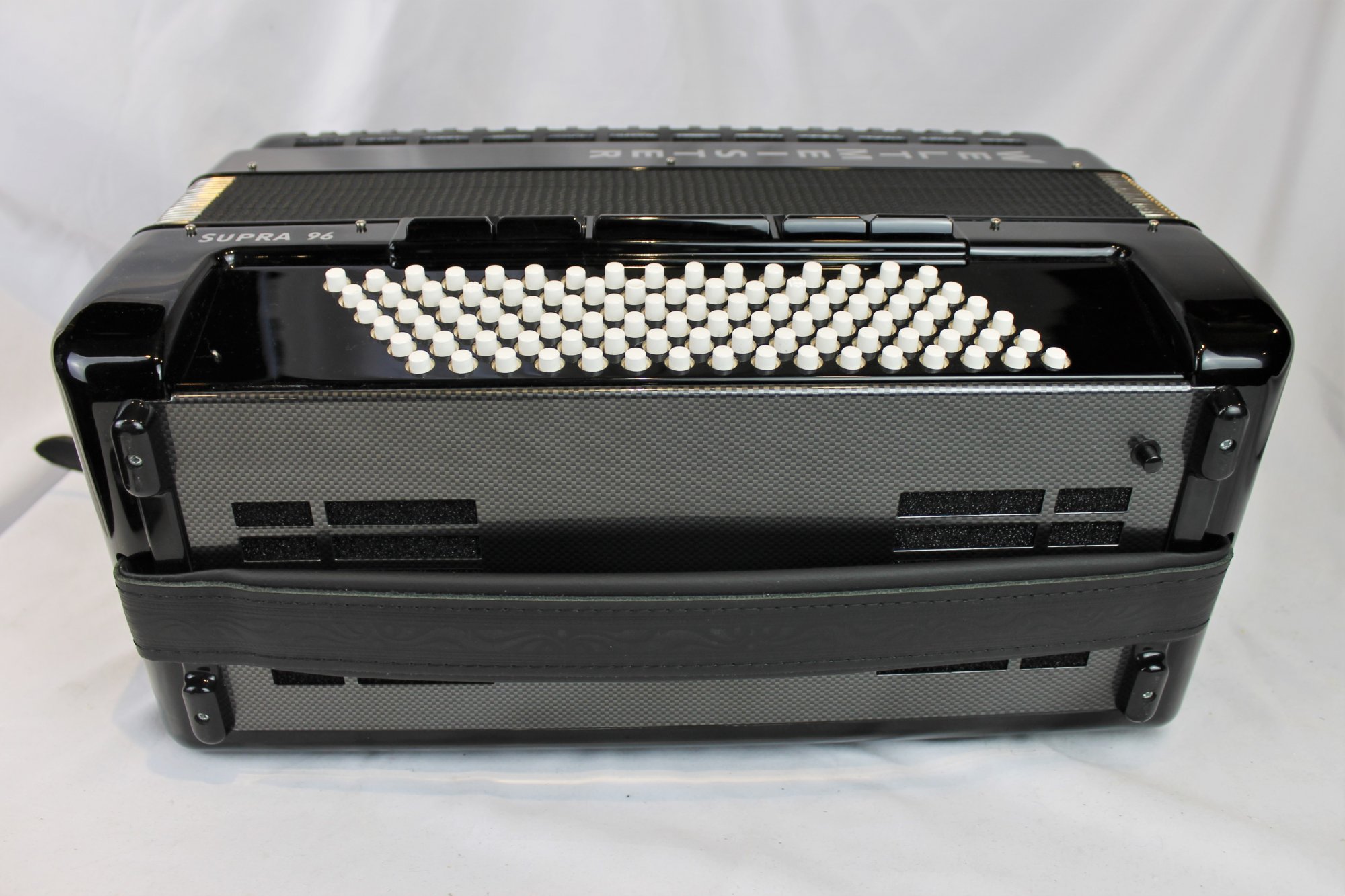 NEW Black Weltmeister Supra Tone Chambered Piano Accordion LMMH 37 96